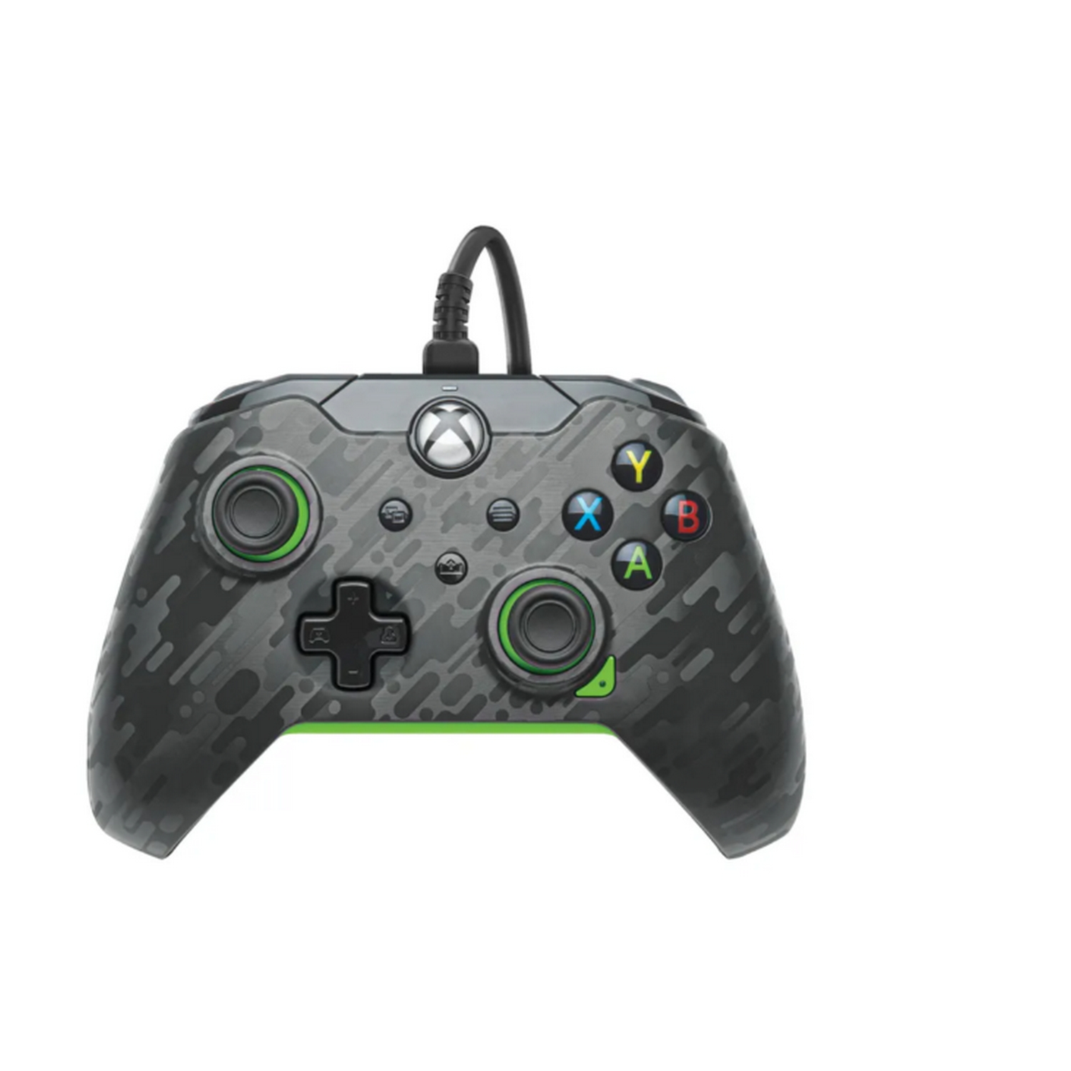 Mando Xbox negro con detalles verdes y cable conectado, sobre fondo blanco.
