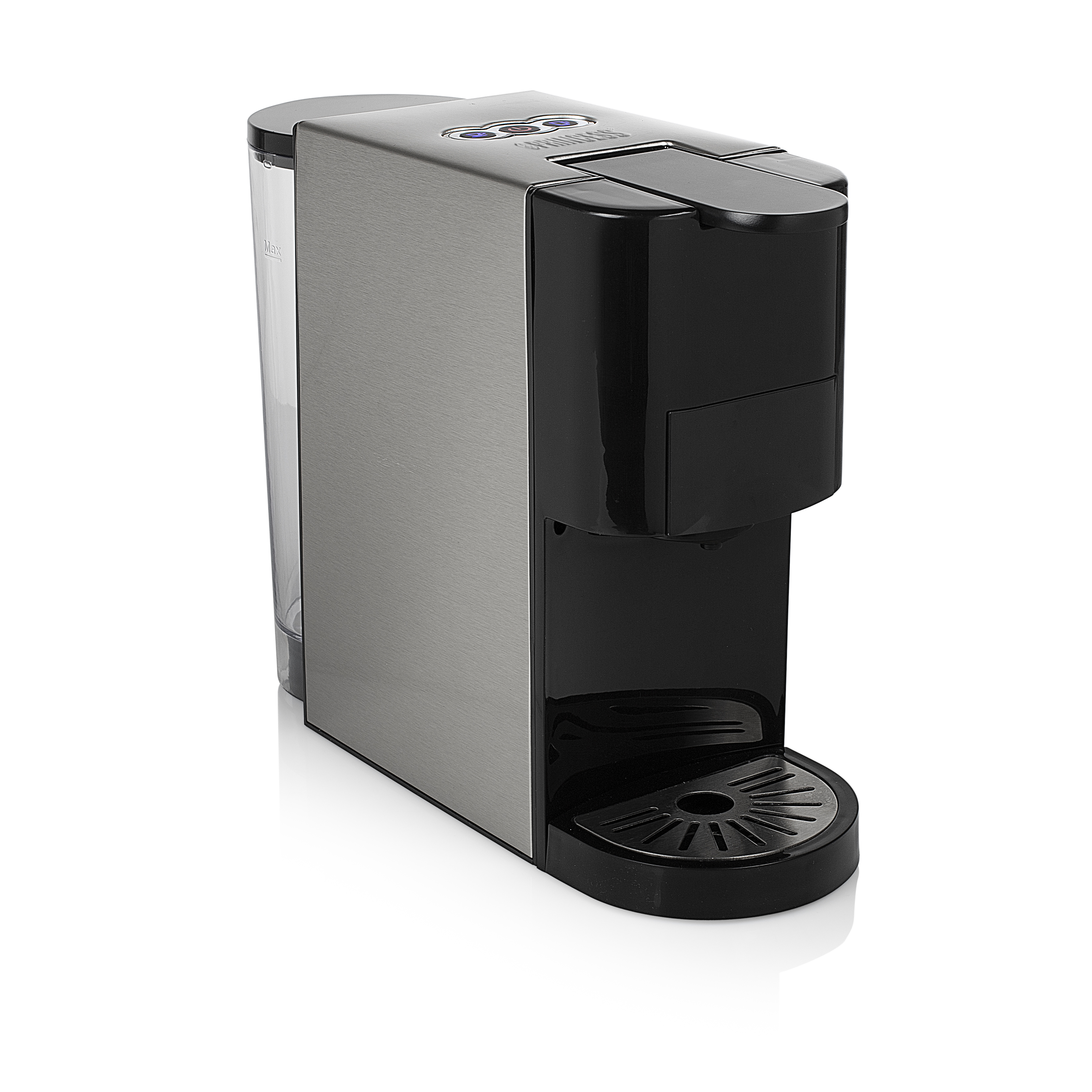Een zilveren en zwarte koffiemachine op een wit oppervlak, met een watertank aan de linkerkant.