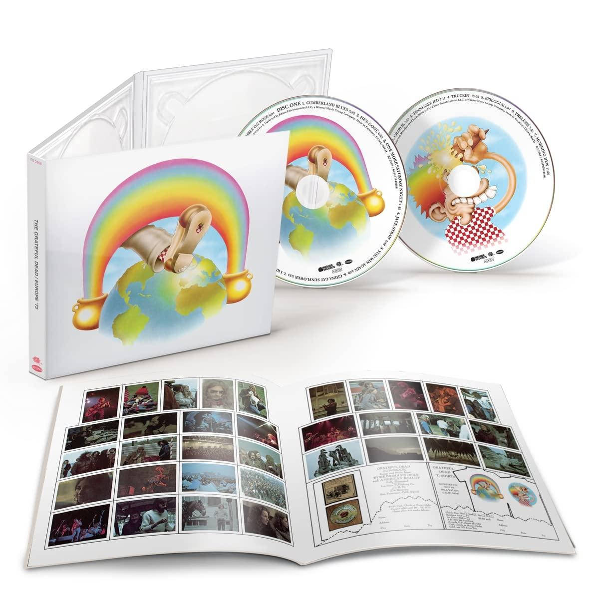 CD-Hülle, CDs und Booklet mit Regenbogen- und Noten-Design.
