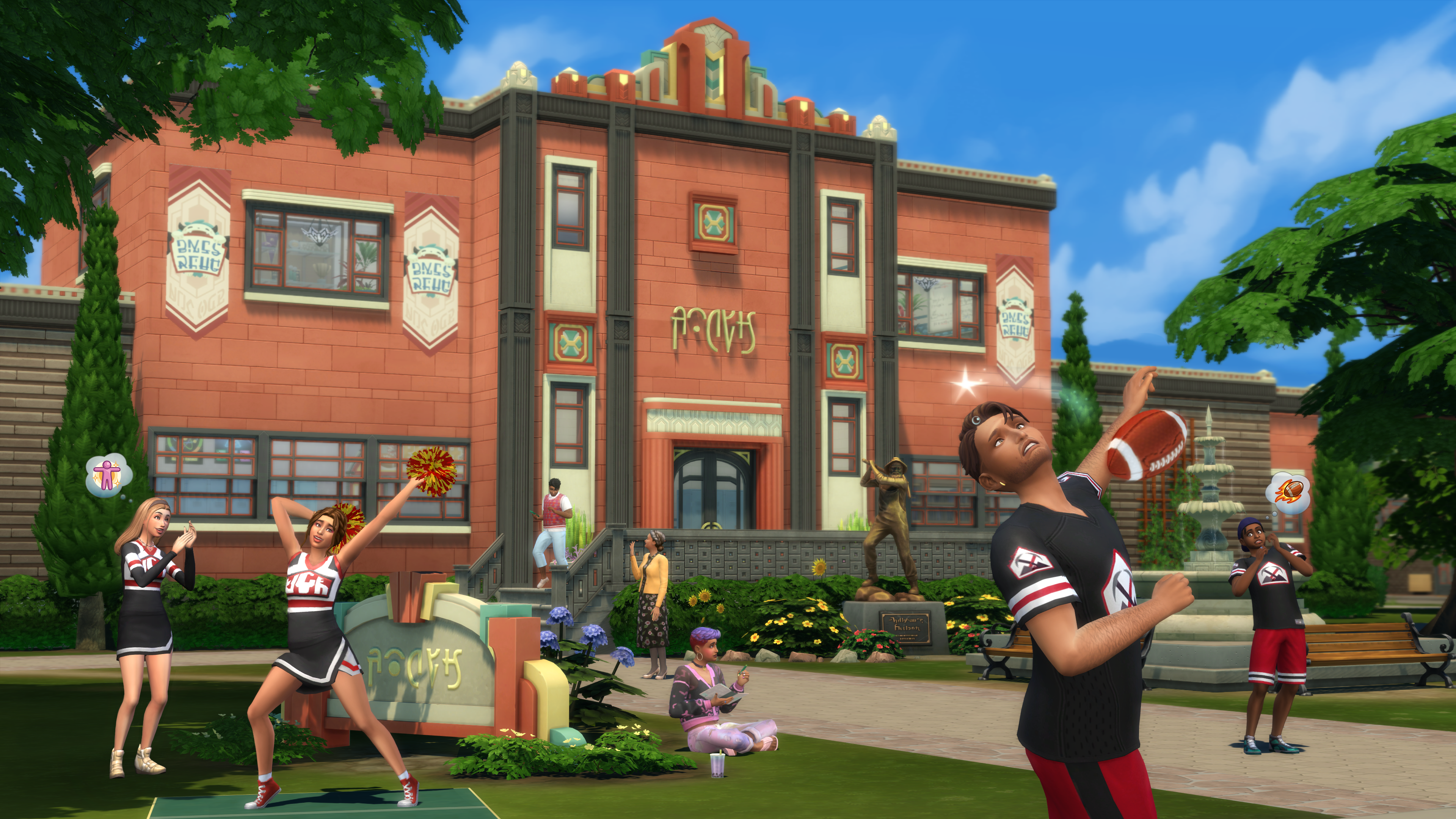 Eine Sims 4-Szene mit einem Schulgebäude. Cheerleader, ein Schüler wirft einen Football und andere sind auf dem Rasen.