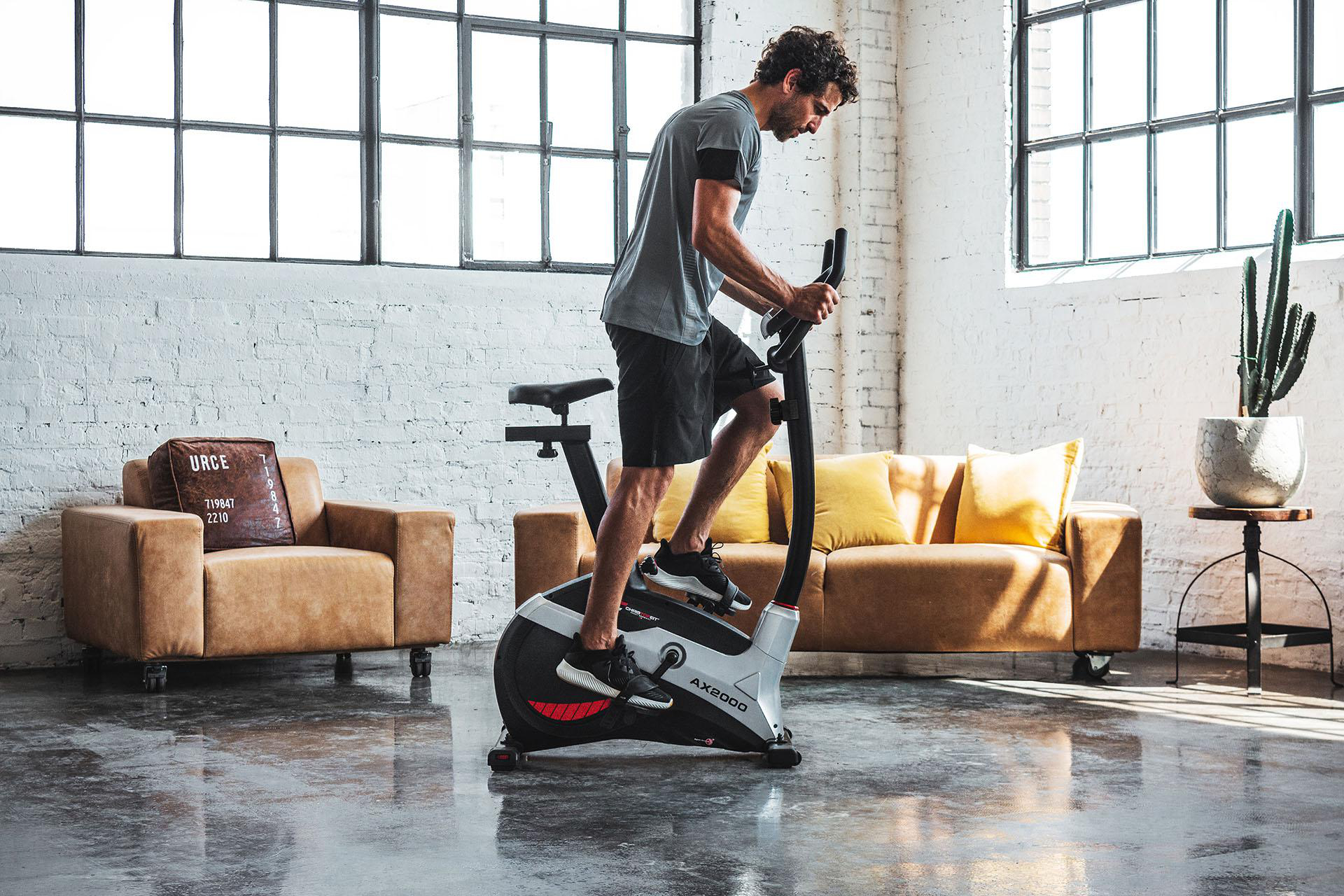 CHRISTOPEIT AX 2000 Heimtrainer, Schwarz/Silber