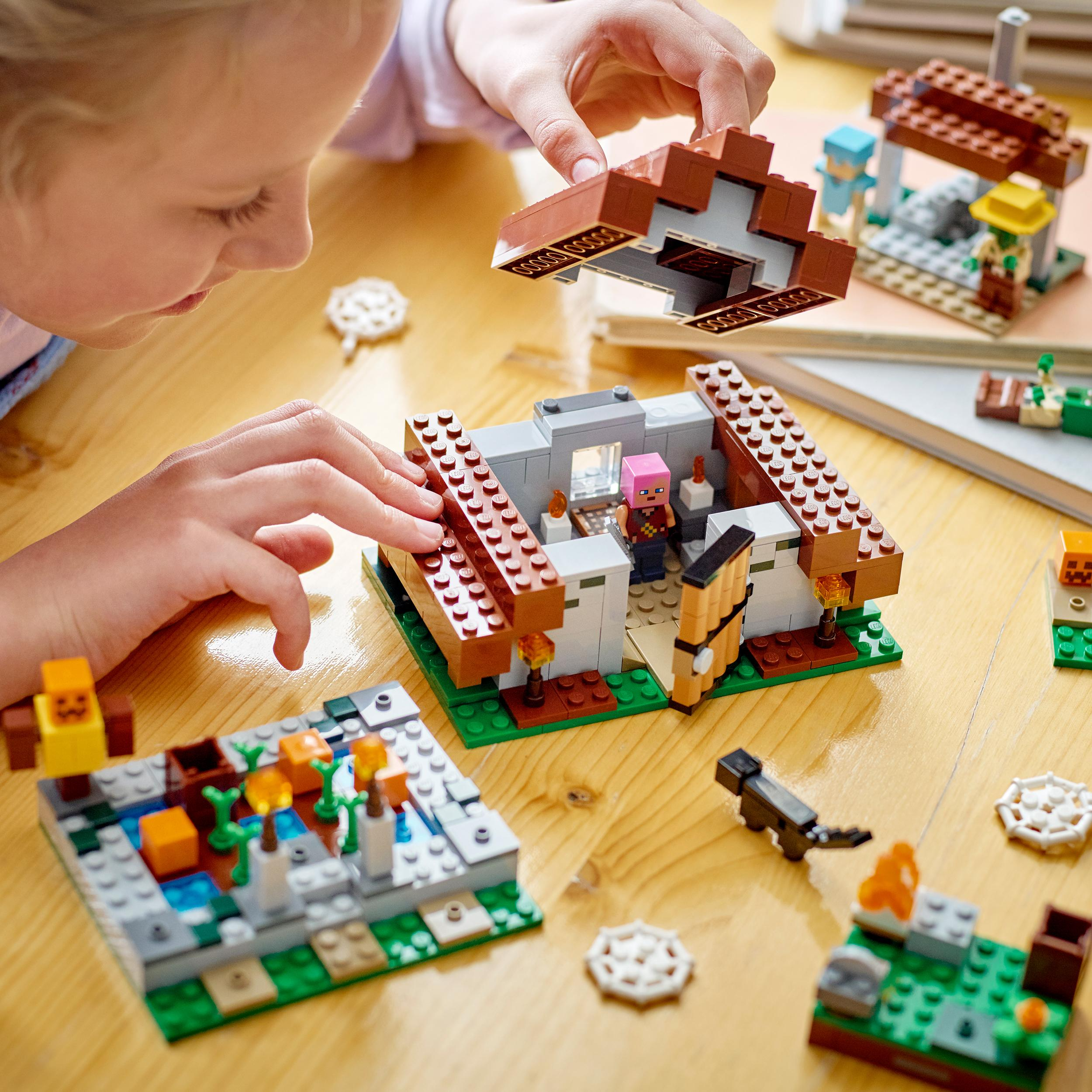 LEGO Minecraft 21190 Das verlassene Dorf Bausatz, Mehrfarbig