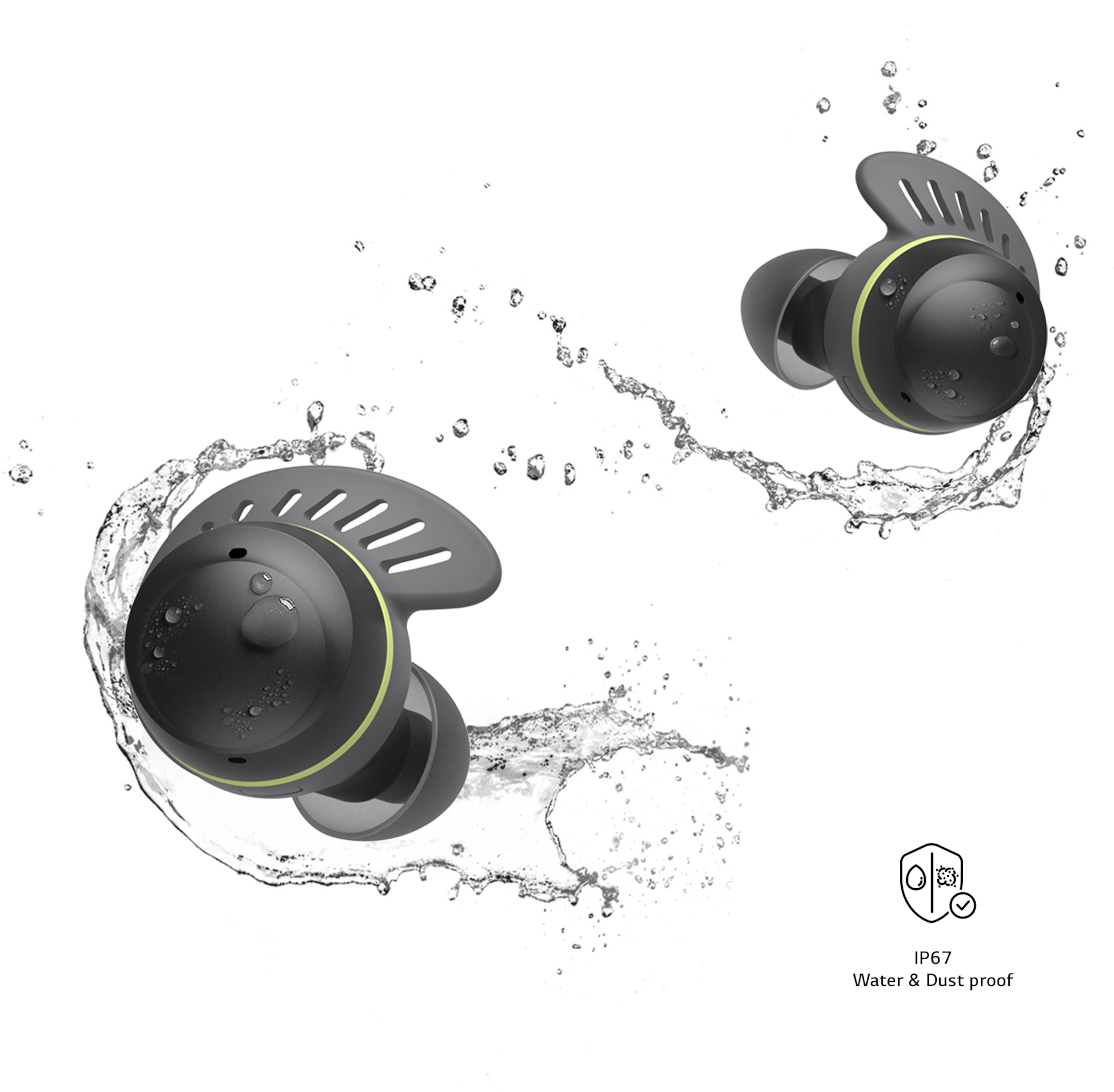 Schwarze kabellose Ohrhörer mit Wasserspritzern, gekennzeichnet mit IP67 wasserdicht.