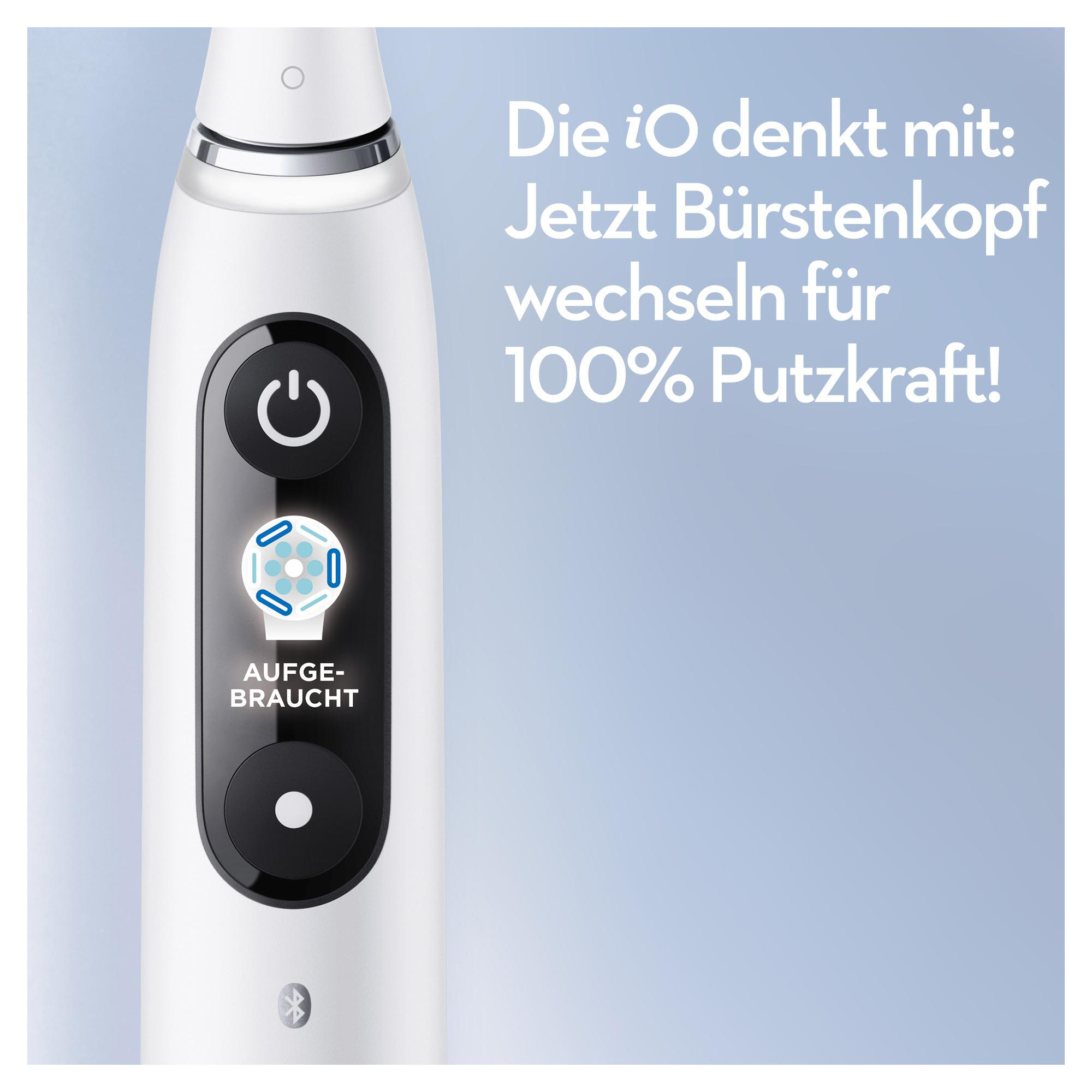 Detaillierte weiße elektrische Zahnbürste mit schwarzem Einschaltknopf und den Worten 'AUFGEBRAUCHT'.