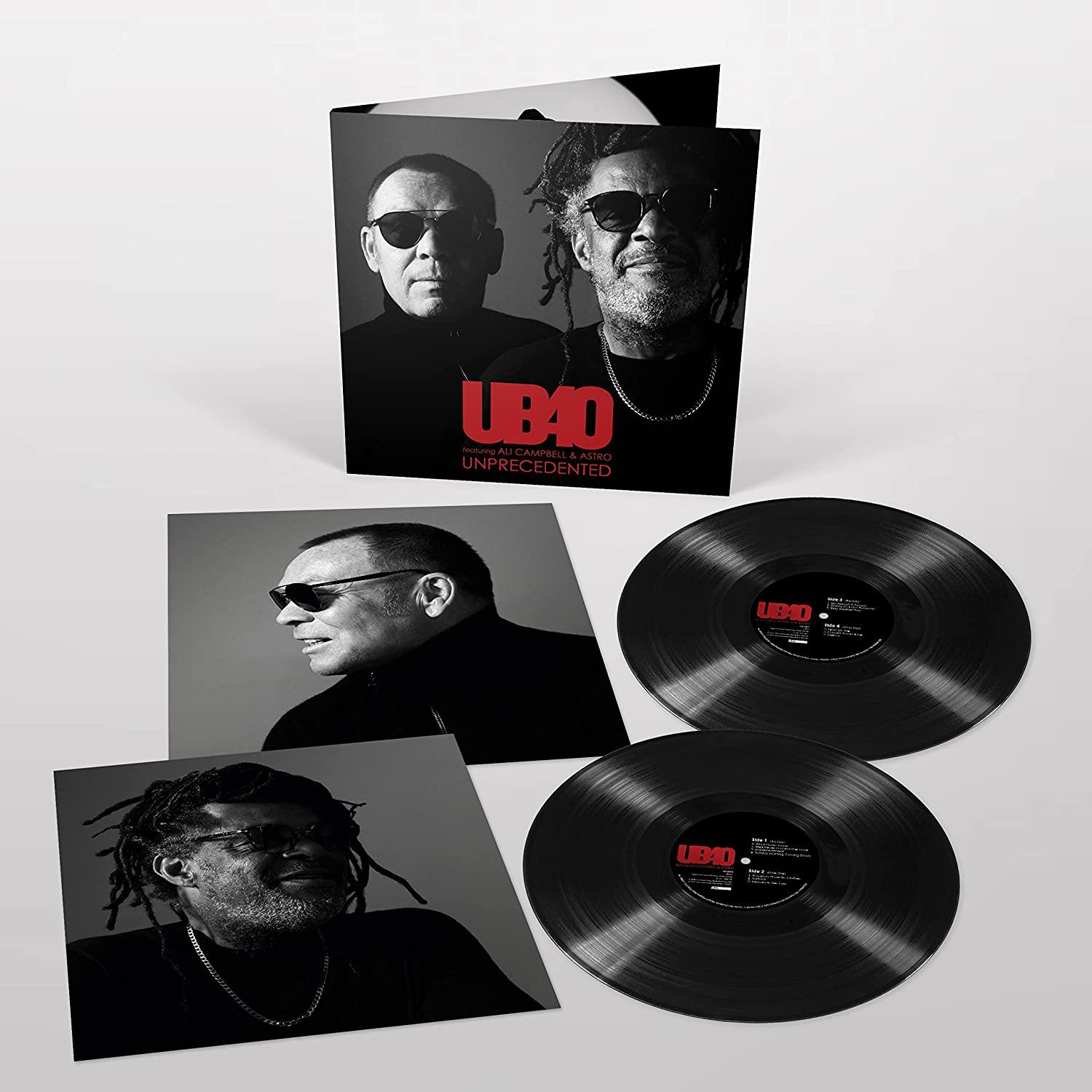 Pochette d'album UB40 avec deux hommes. L'album et deux disques vinyles sont présentés.
