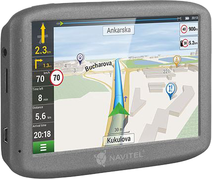 GPS-készülék, amely egy térképet jelenít meg egy útvonallal és navigációs adatokkal.
