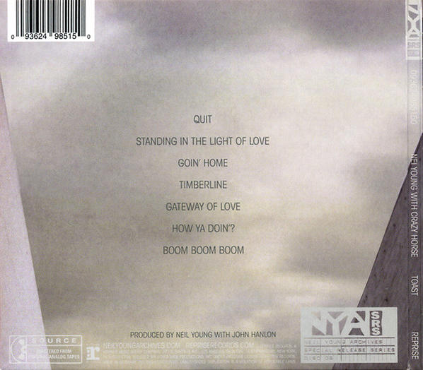 Rückseite eines Albums mit Songtiteln in Weiß. Text auf hellem Hintergrund.