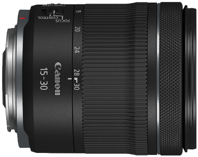 Ein schwarzes Canon 15-30mm Objektiv mit Fokus- und Stabilisator-Steuerung.