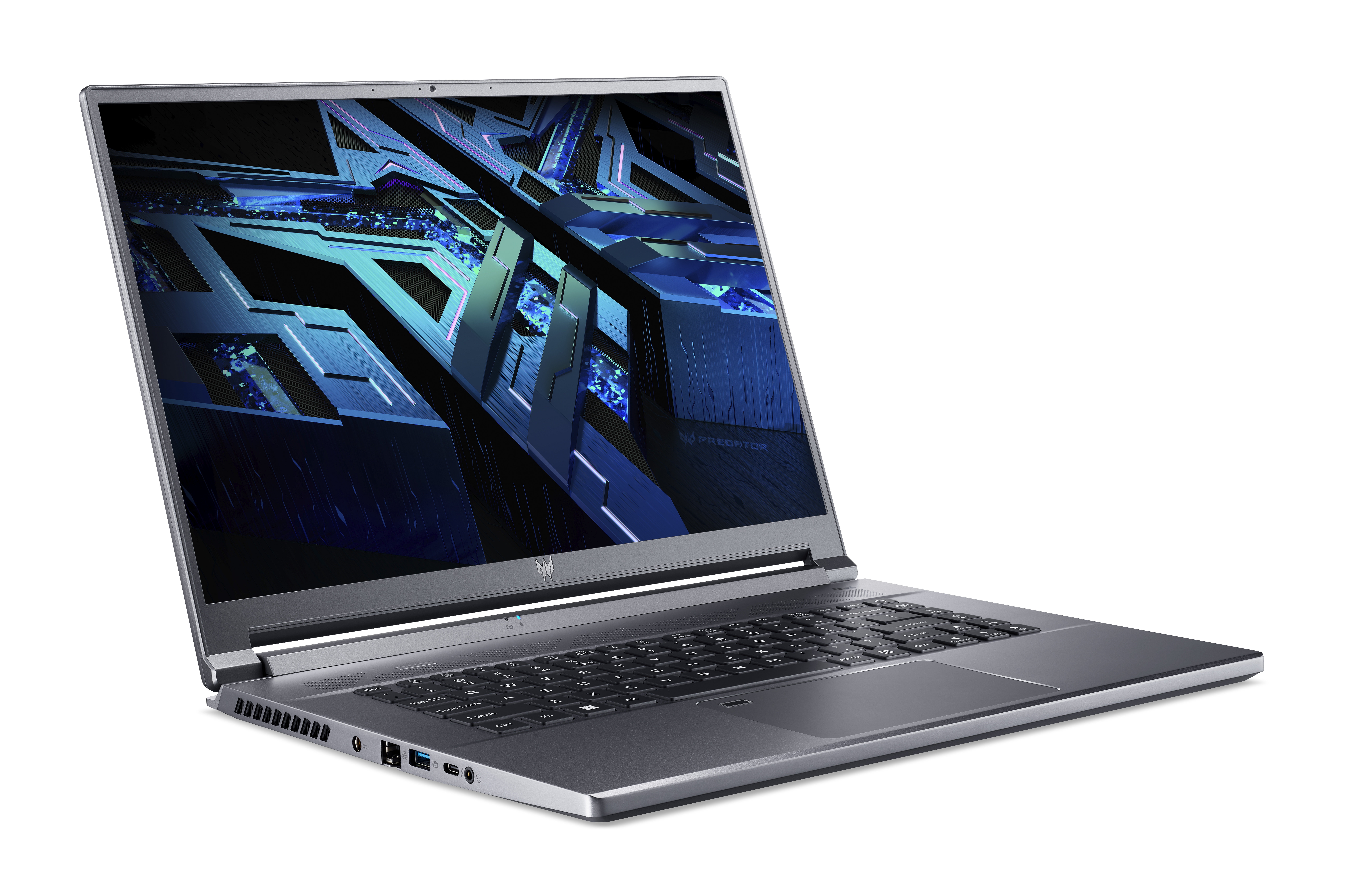 Ein silberner Laptop ist geöffnet mit blauem Bildschirm auf weißer Oberfläche.