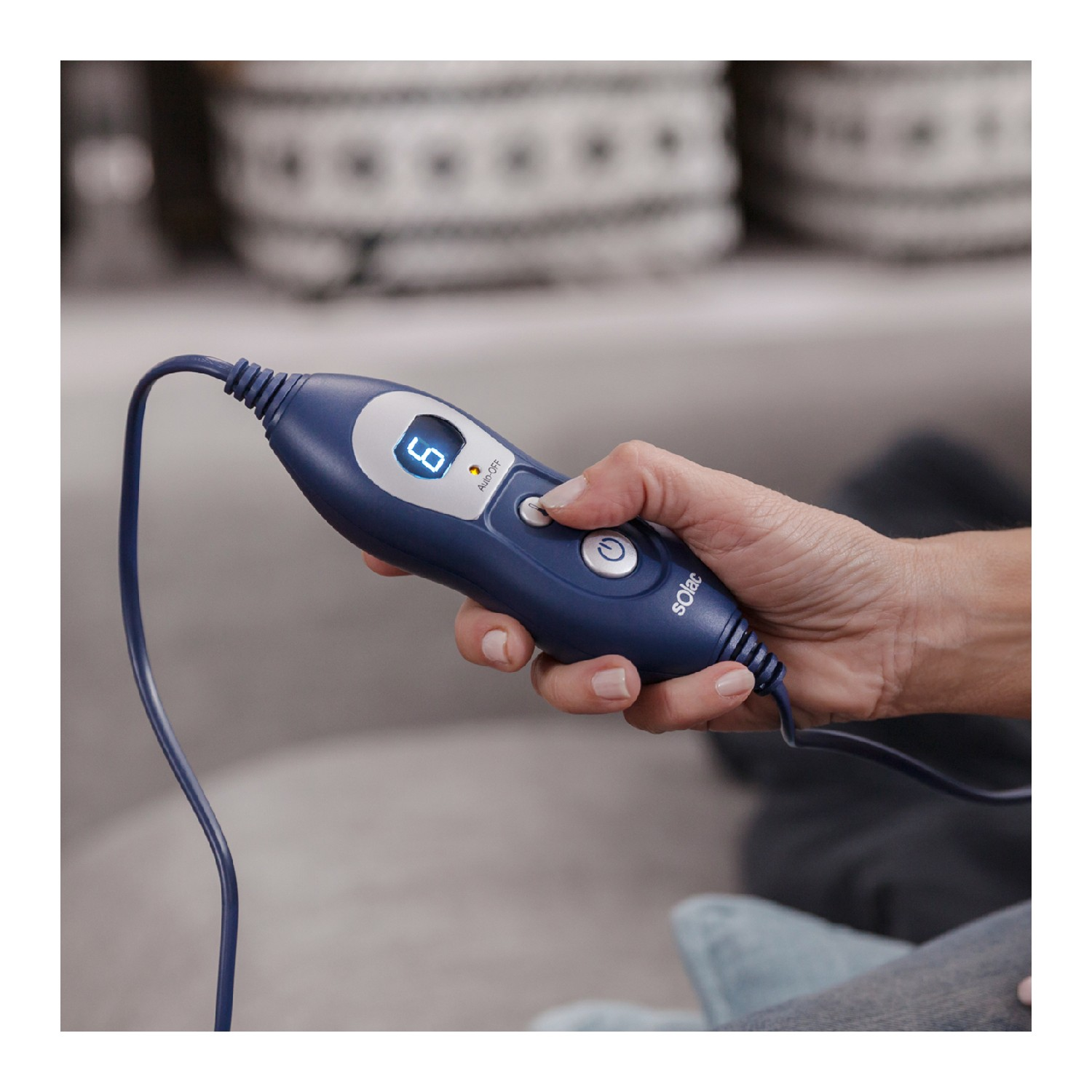 Almohadilla cervical y hombros - Solac CT8690 Potencia 100W, 6 temperaturas. flexible y transpirable, tecnología Sensfort, conector extraíble, azul