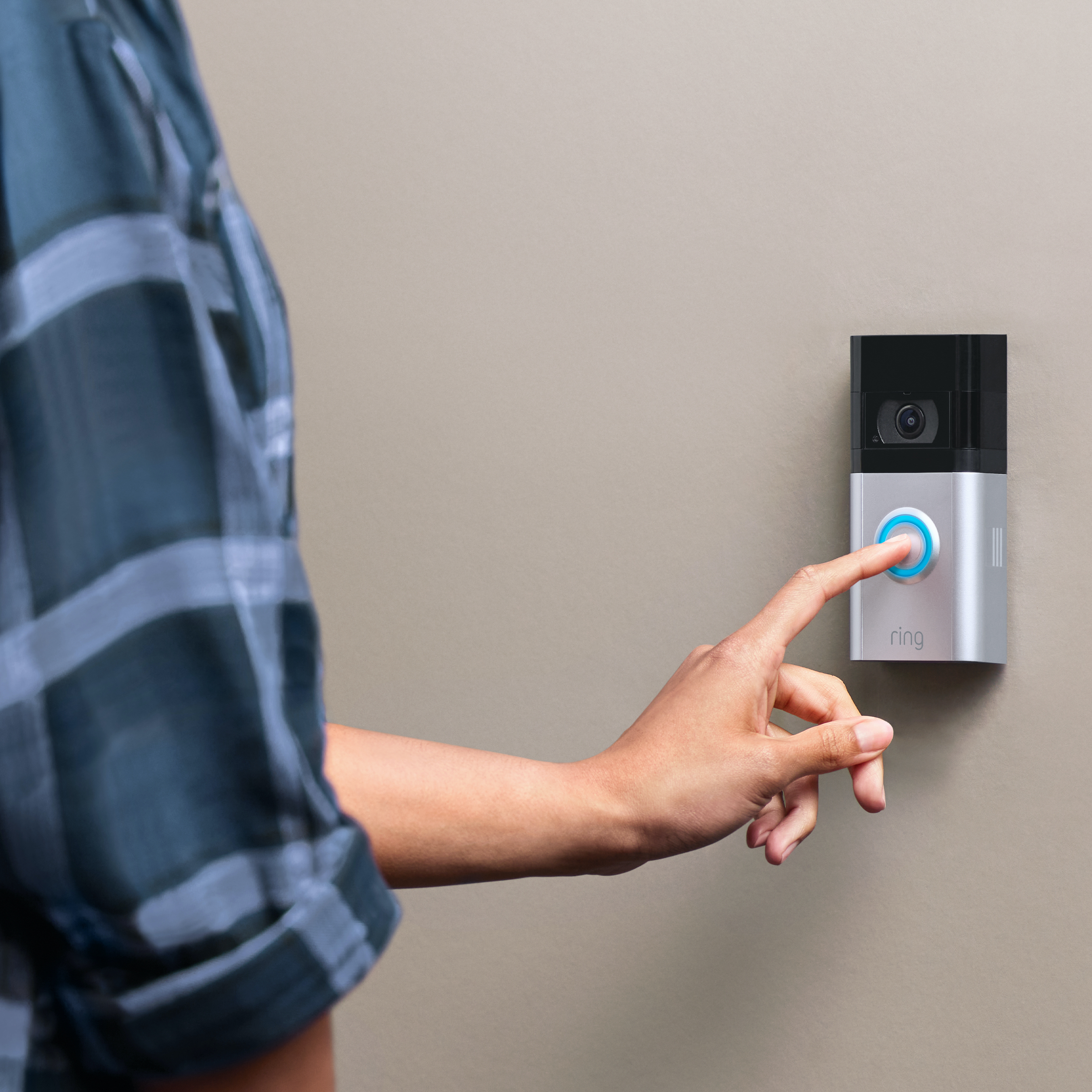 RING Sonnette vidéo intelligente Doorbell 4 Nickel Satiné (8VR1S1-0EU0) Sonnette vidéo