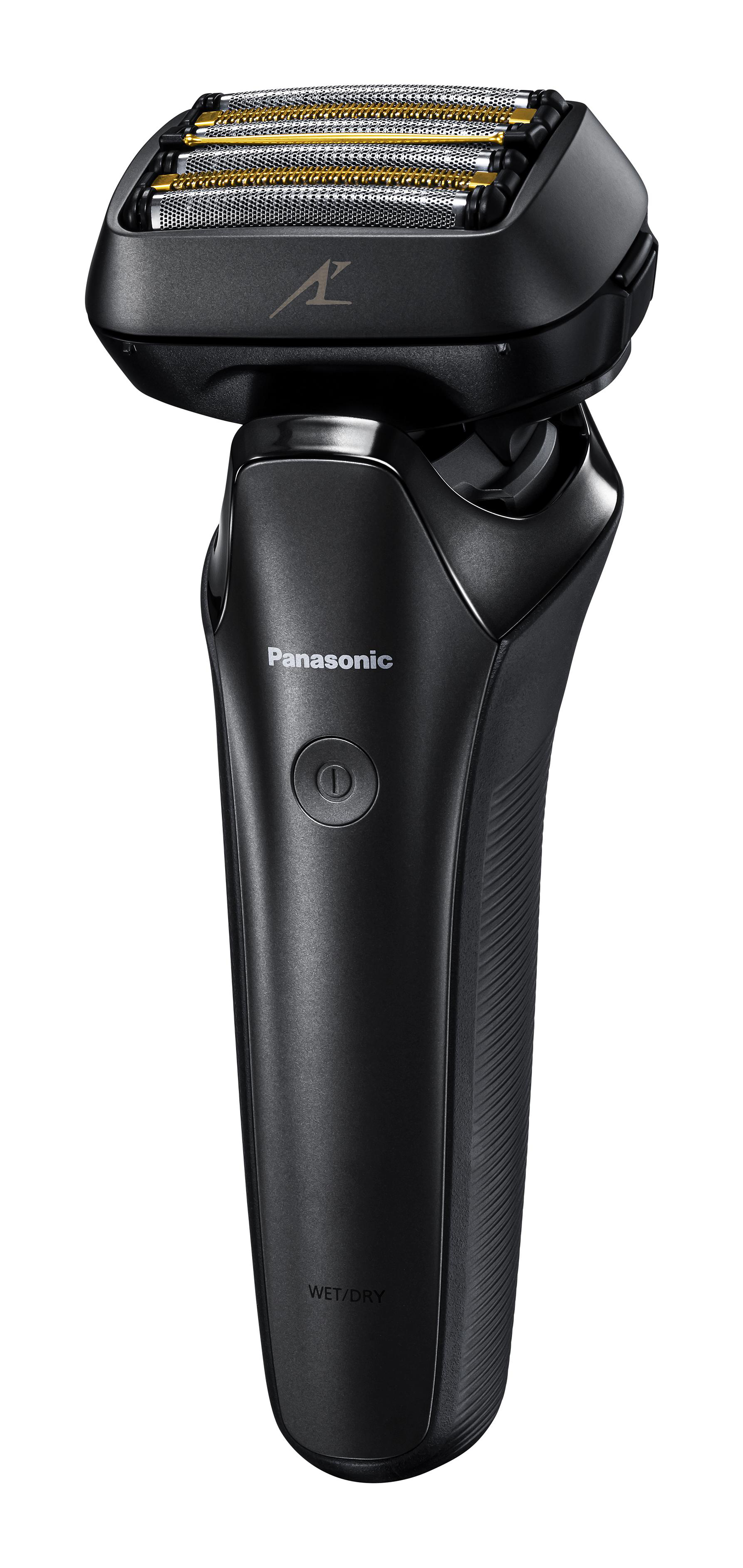 Schwarzer elektrischer Rasierer von Panasonic, Nahaufnahme. Der Rasierer hat einen geschwungenen Griff.