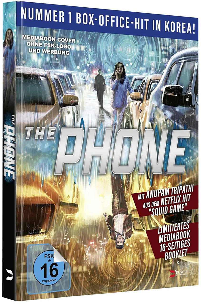 Filmcover. Frau geht, Autos und Gebäude im Hintergrund. Titel: The Phone.