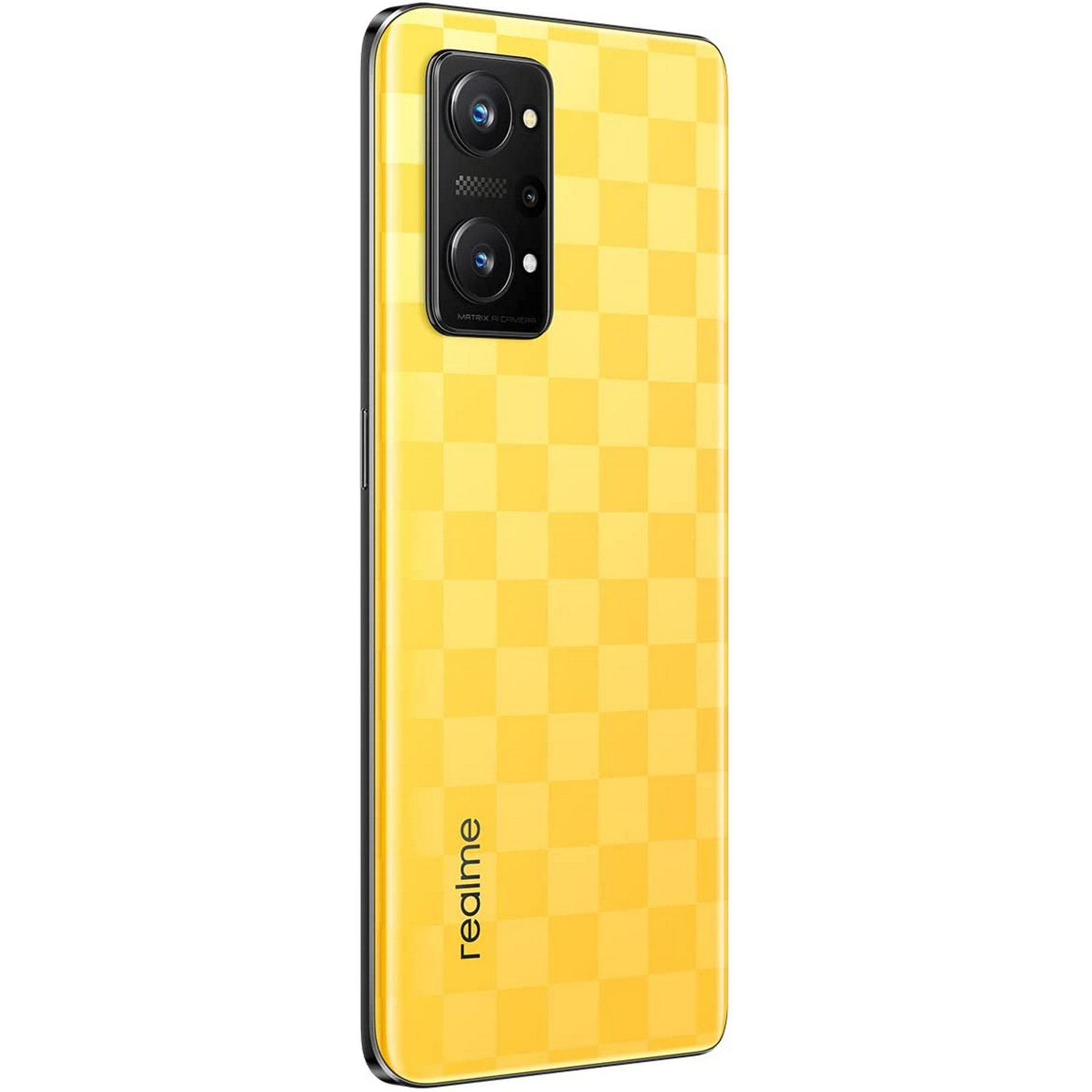 Smartphone amarillo, parte trasera a cuadros, módulo de cámara negro, palabra 'realme' sobre fondo blanco.