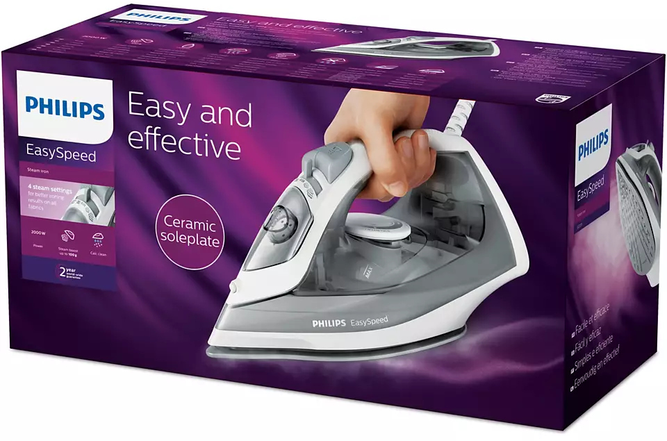 Fer à repasser Philips EasySpeed dans une boîte, tenu par une main. Emballage violet et blanc.