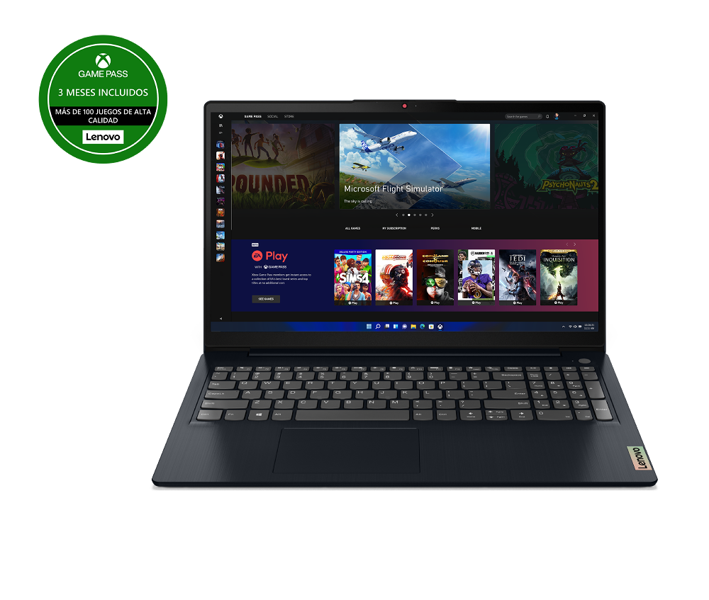 Un portátil Lenovo que muestra una interfaz de juego, con una pegatina de Game Pass en la esquina superior izquierda.