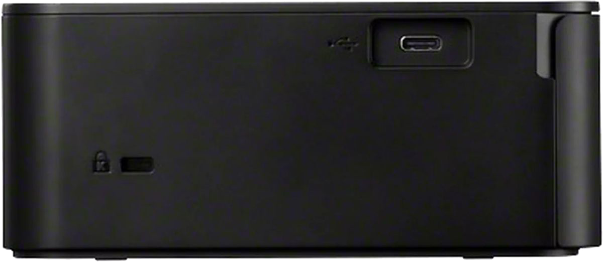 Egy fekete eszköz USB-C porttal, zárral és gombbal.