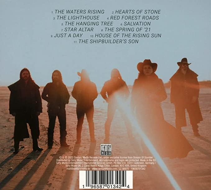 Albumcover mit Titelliste und einem Foto einer Band, die in einer wüstenartigen Landschaft steht.
