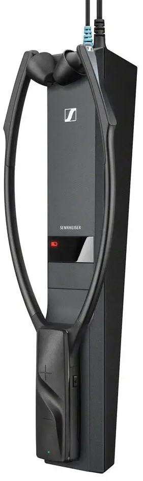 Une boucle de cou noire avec le logo Sennheiser et une station de base. Le fond est blanc.