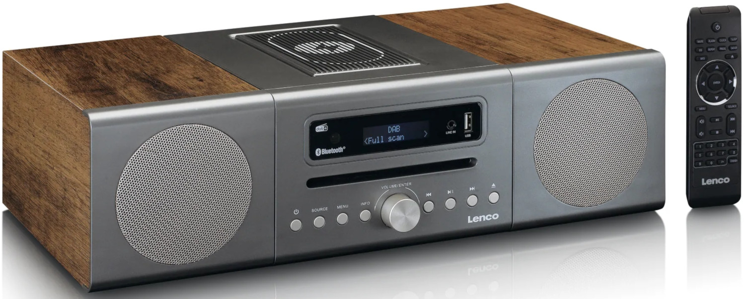Une chaîne stéréo avec des éléments en bois et argent, et une télécommande. Bluetooth et CD sont disponibles.