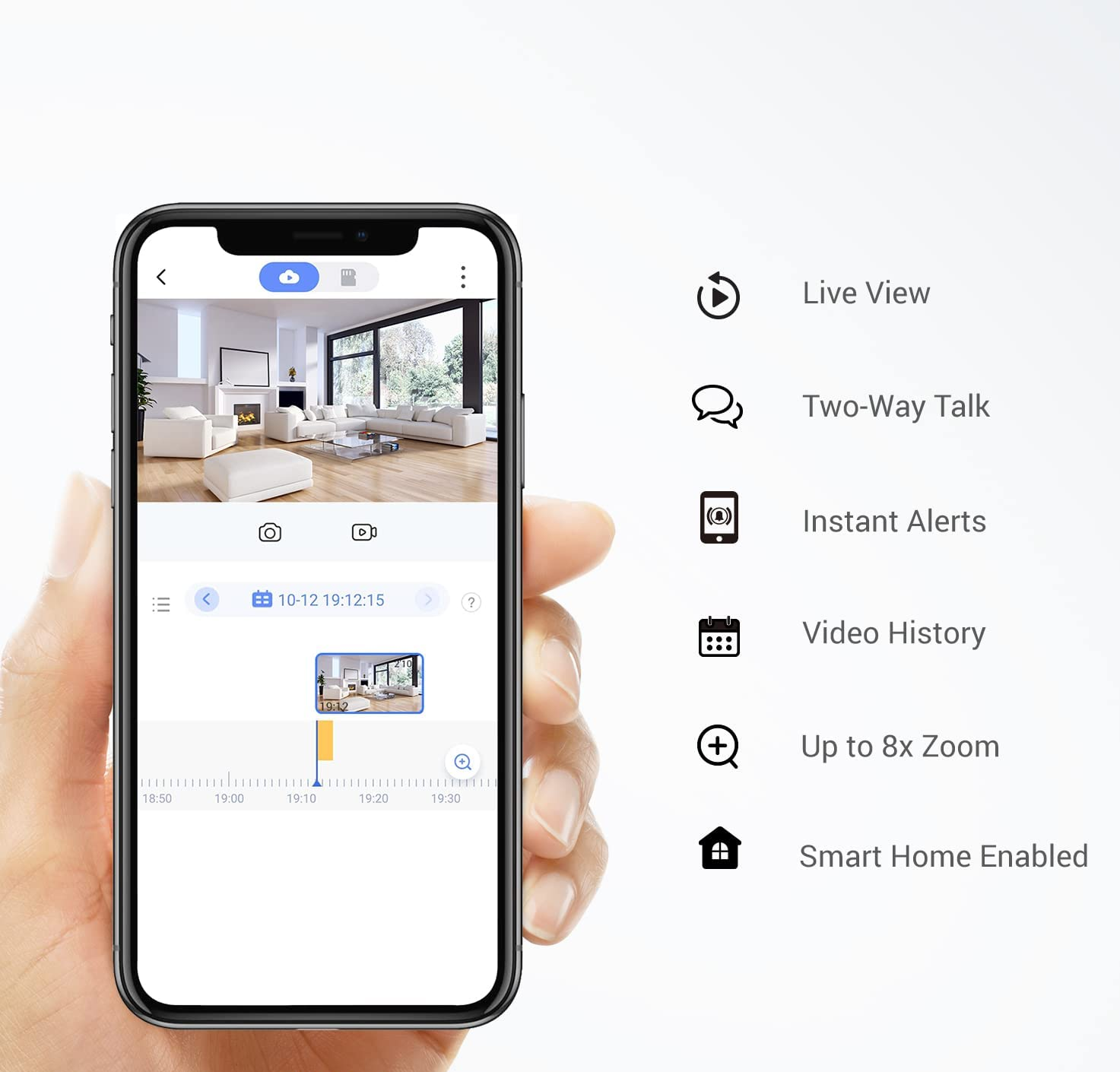 Une main tenant un téléphone avec une scène d'intérieur domestique à l'écran avec des icônes autour.