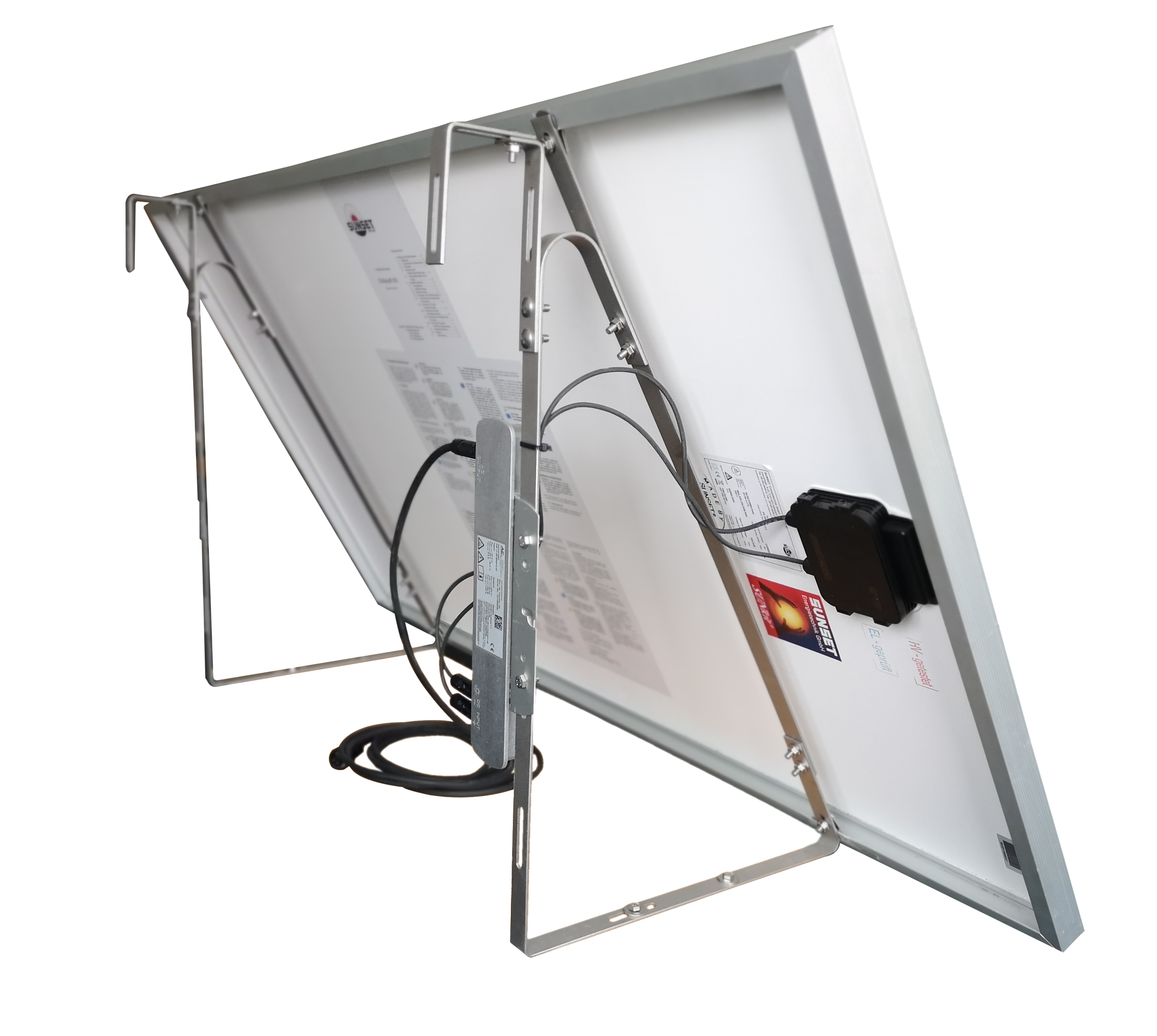 Rückansicht eines Solarpanels, montiert auf einem Metallrahmen, mit Kabeln und einer Box.
