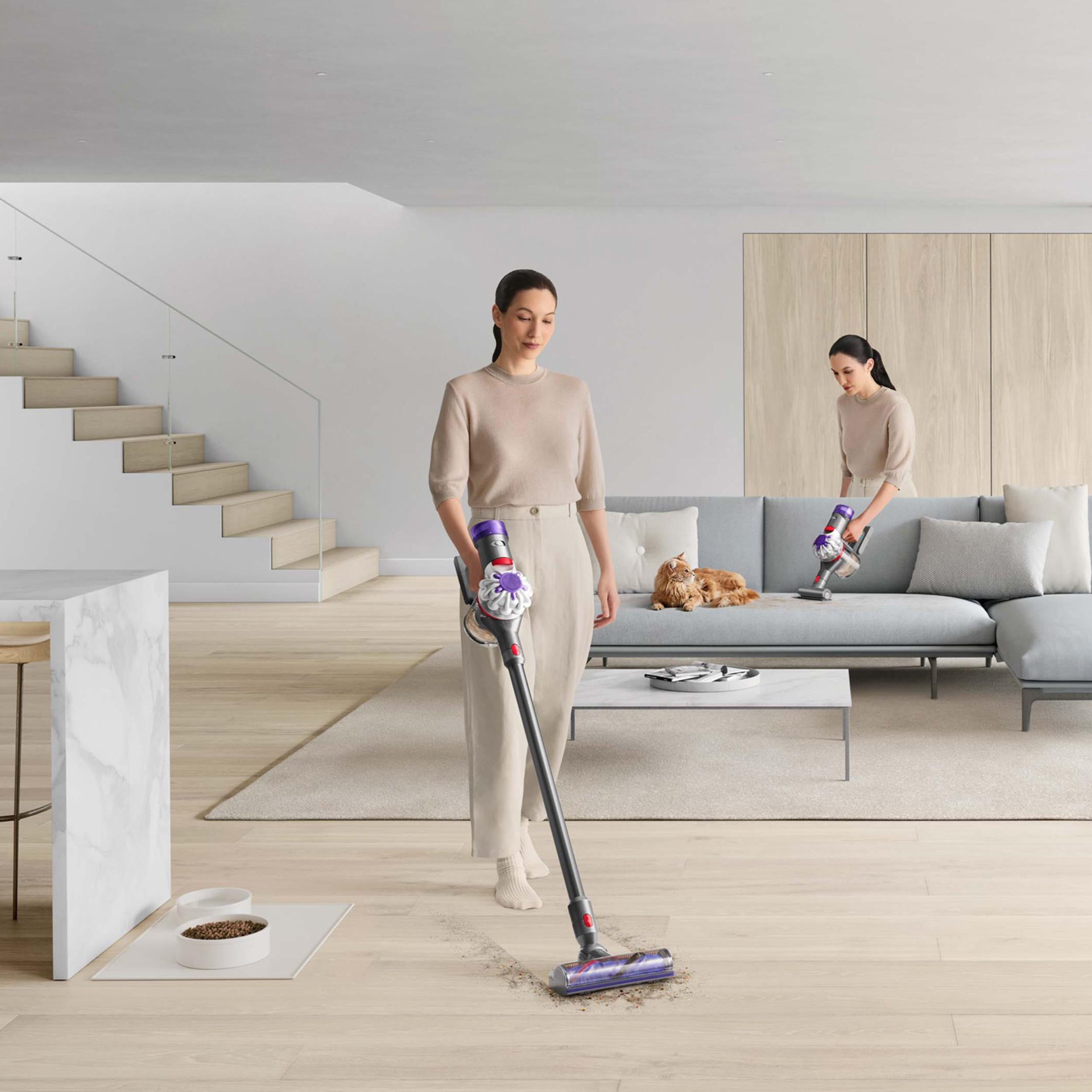 DYSON V8 Extra (2022) Stielsauger, Akkubetrieb, 425 Watt