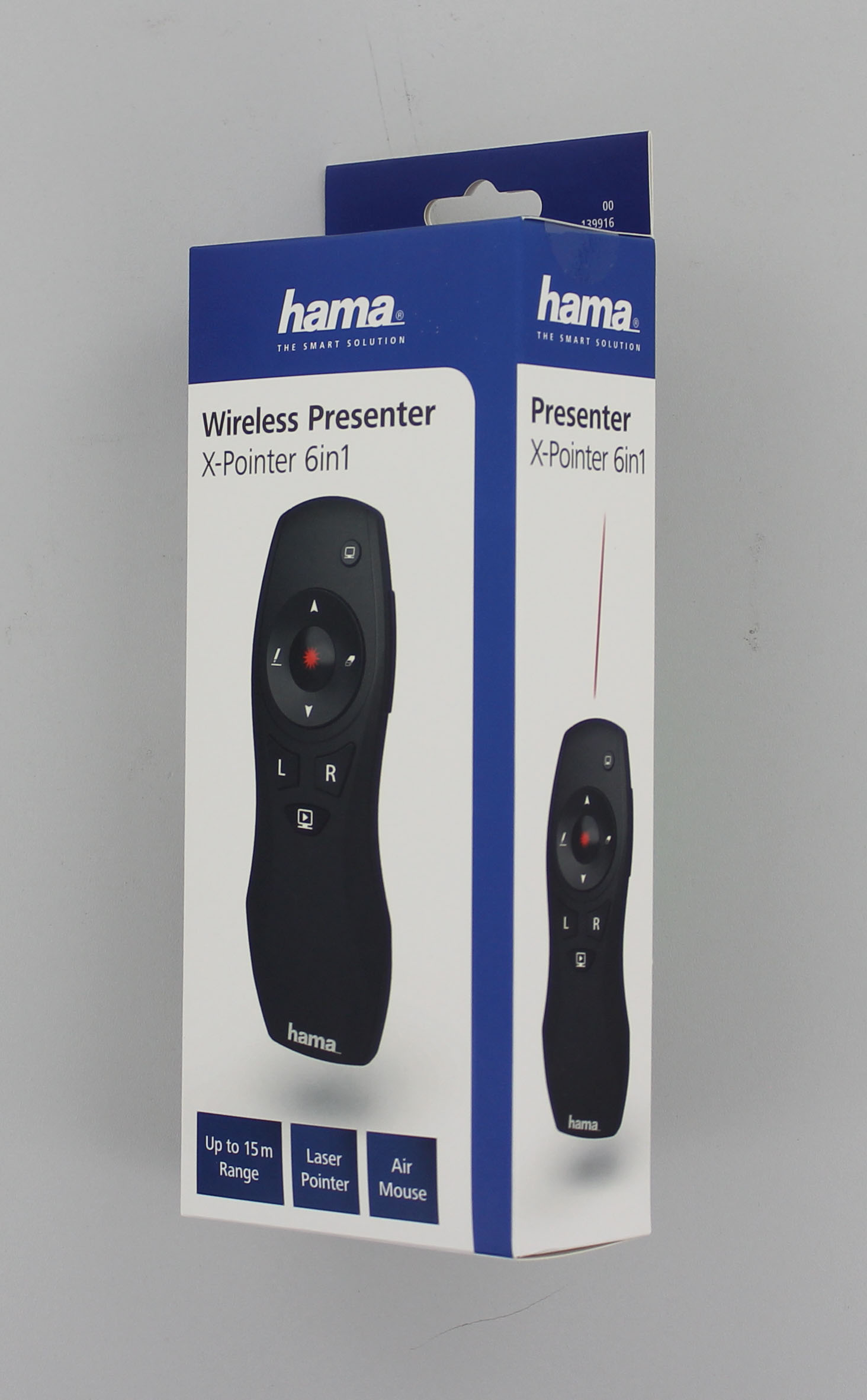 Una caja de presentador con un mando a distancia y detalles del producto.