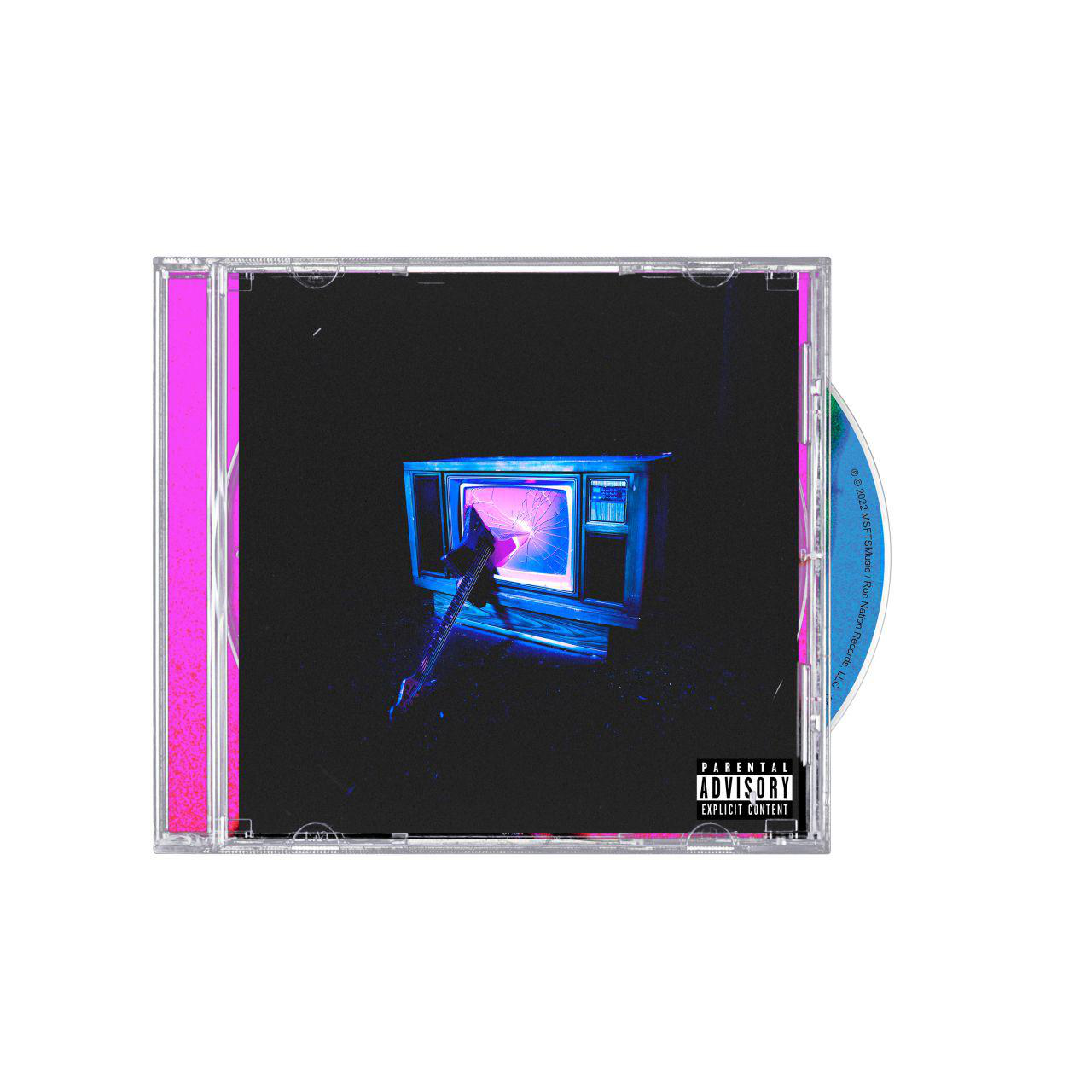 Eine CD-Hülle mit einem kaputten Fernseher auf dem Cover. Die CD befindet sich rechts. Text: 'Parental Advisory Explicit Content'.