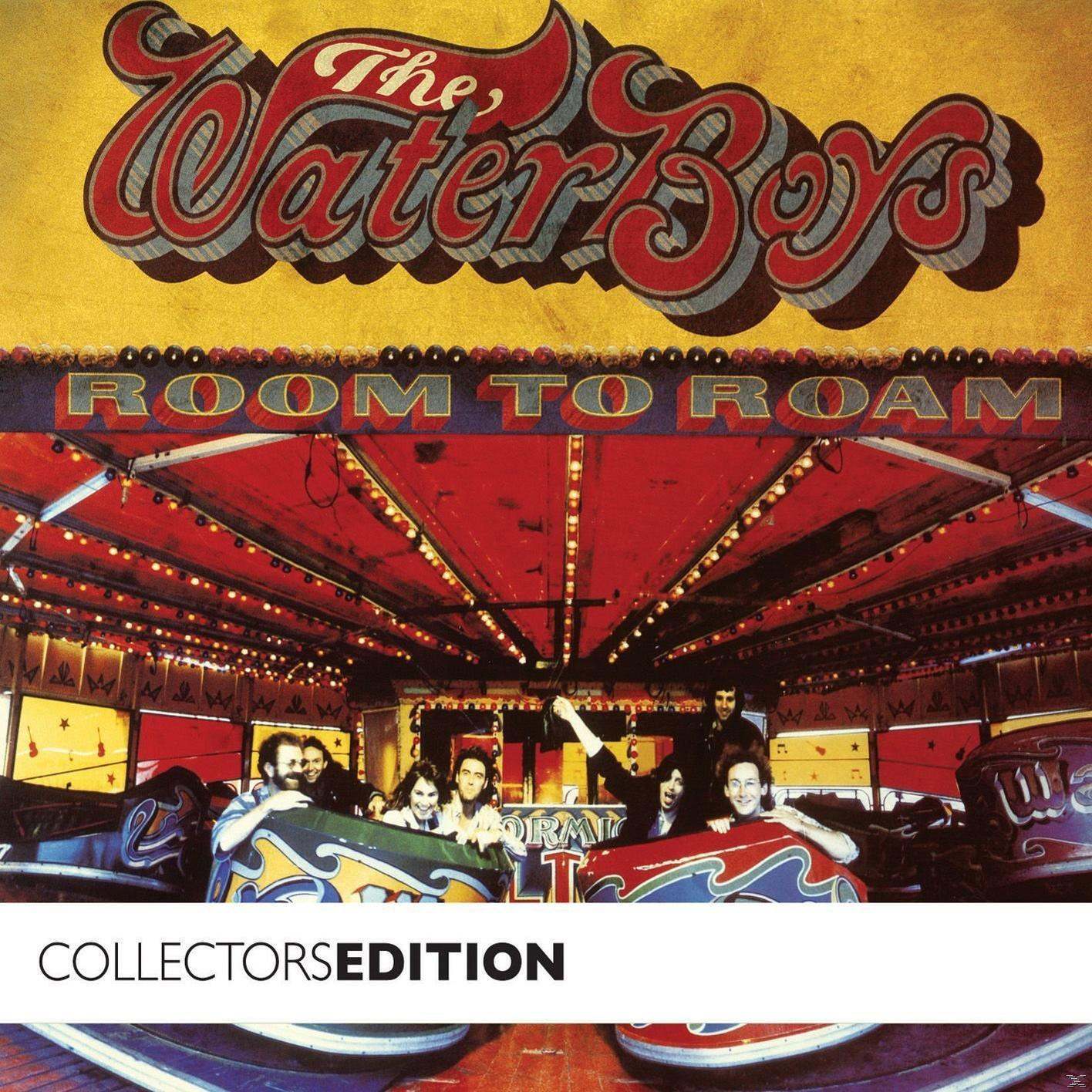 Album borító: The Waterboys, Room to Roam, a zenekar tagjaival egy vidámparki attrakción. Gyűjtői kiadás.