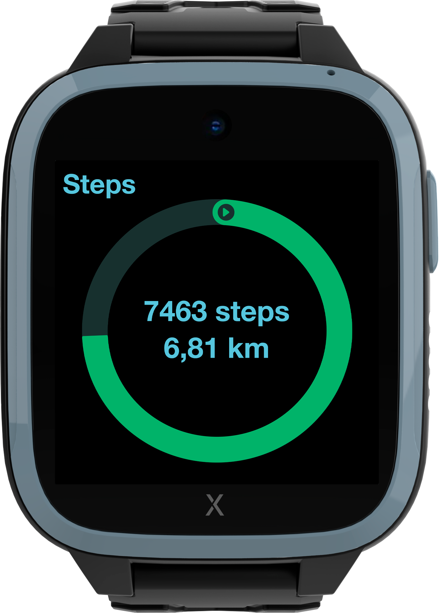 Az okosóra képernyője lépéseket mutat, 7463, és 6,81 km-t. Zöld-fekete dizájn.