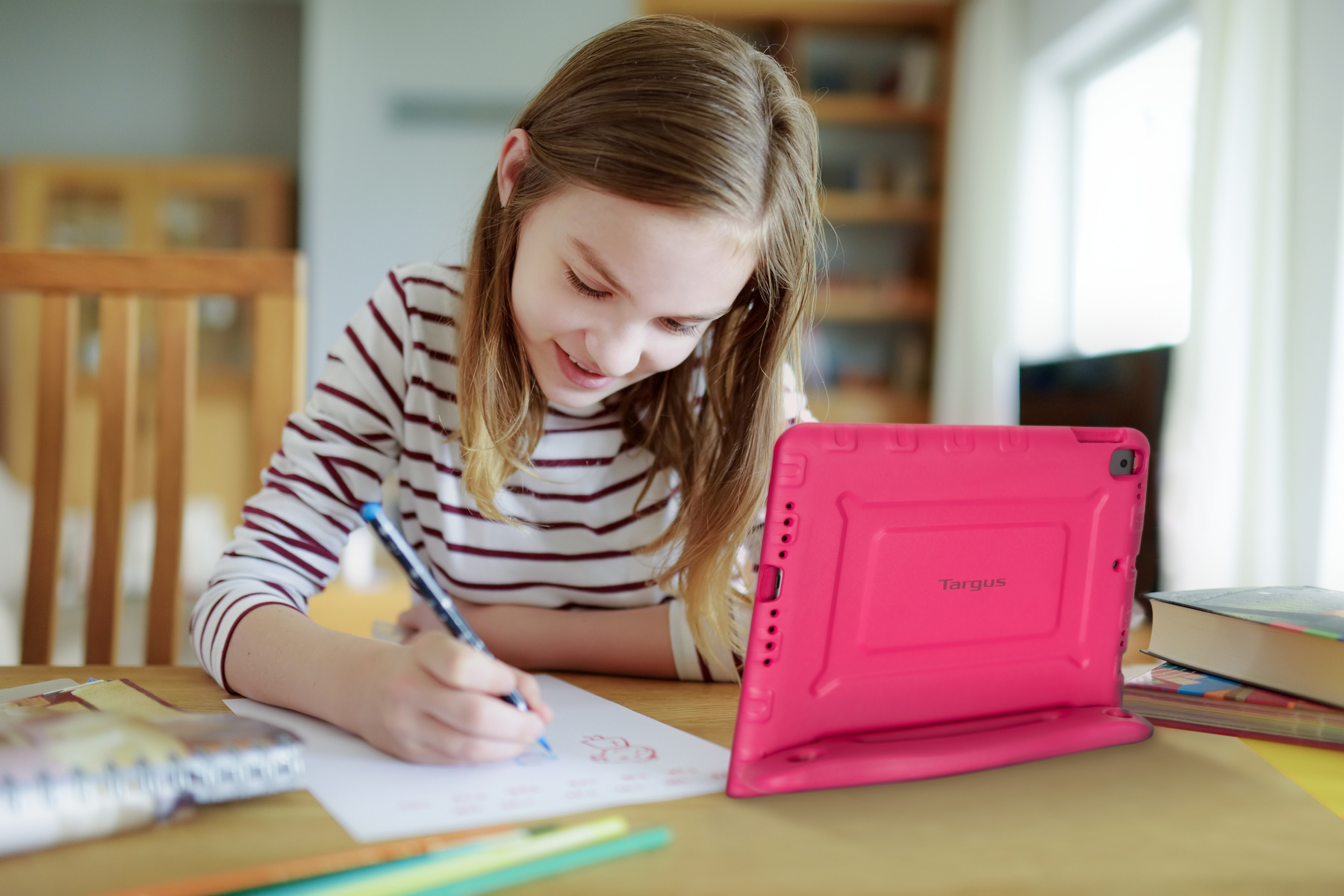 TARGUS Antimikrobielle Kinderhülle, Backcover, Apple, iPad (9./8./7. Gen.), iPad Air, iPad Pro, Pink
