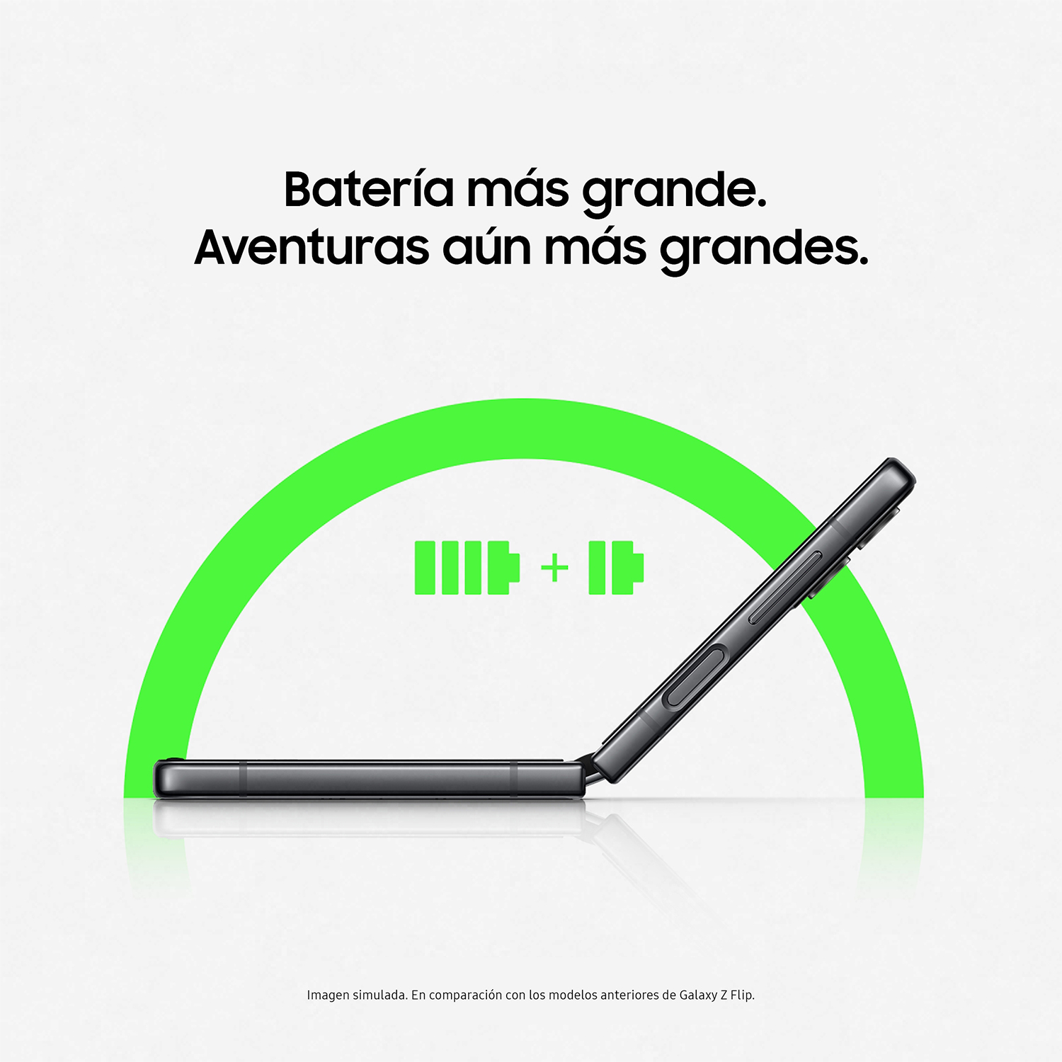Un teléfono Galaxy Z Flip negro, semiabierto, que muestra la batería y el signo más, con un arco verde.