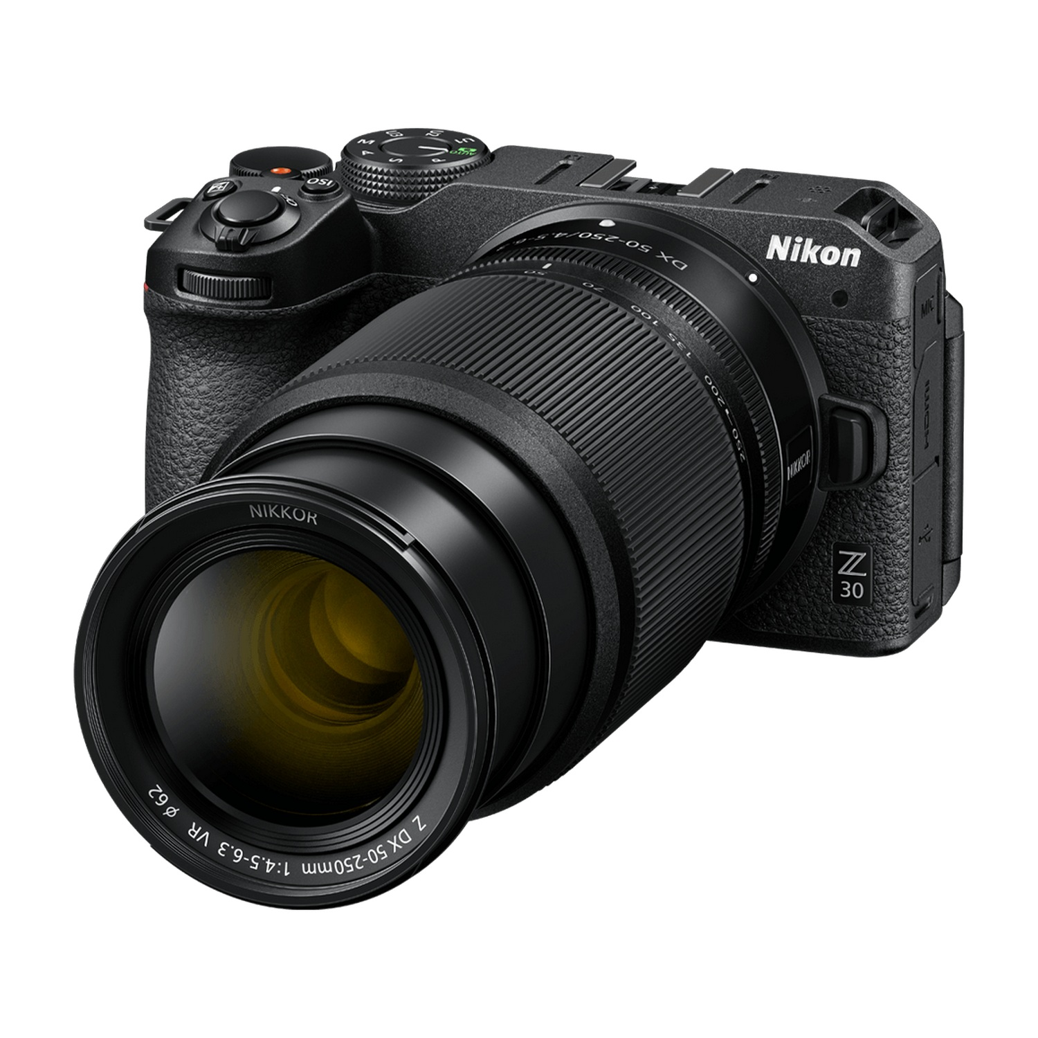 Cámara negra con una lente grande. La cámara está sobre un fondo blanco. El logotipo de Nikon es visible.