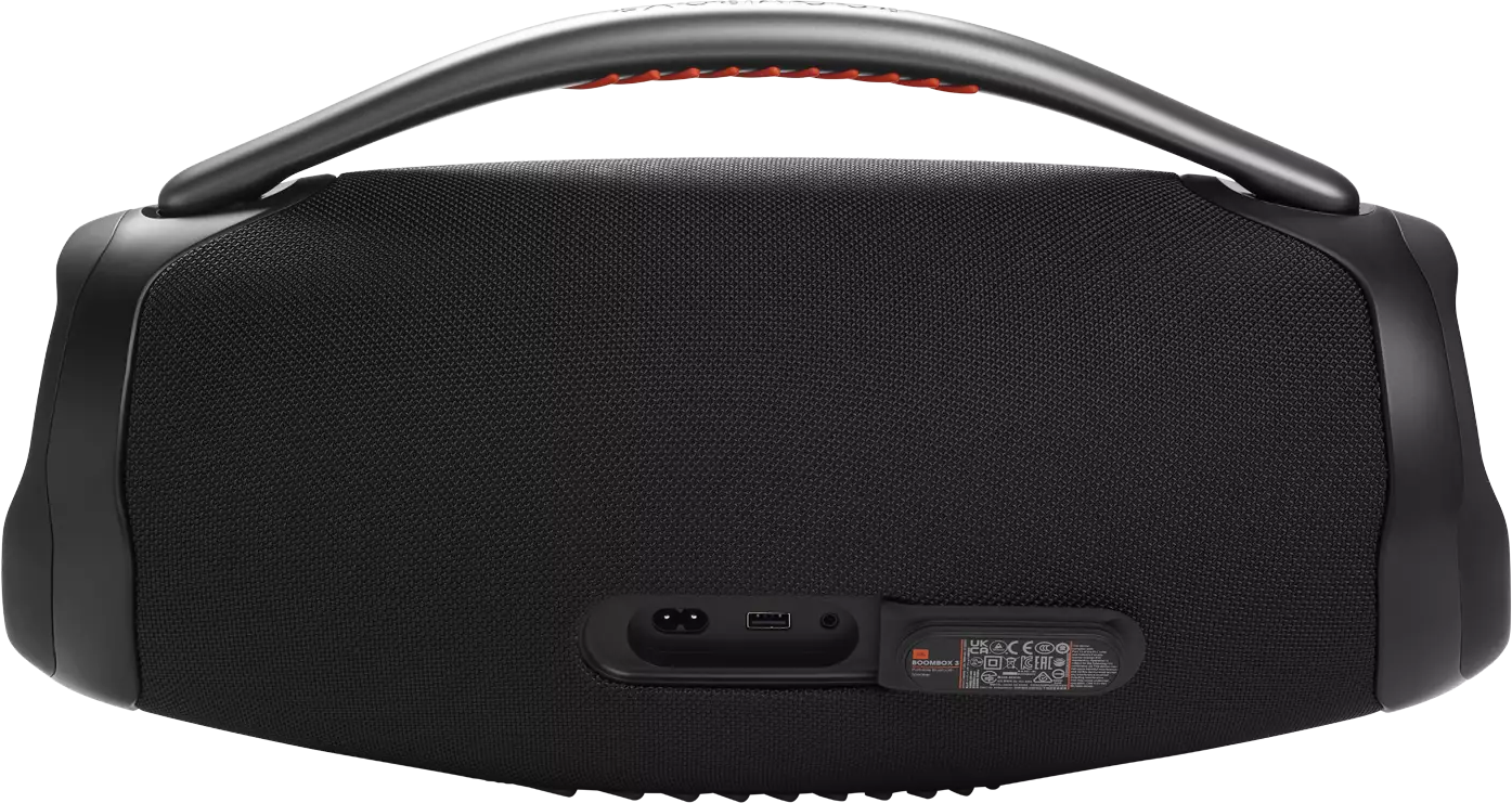 Schwarzer JBL Boombox 3 Lautsprecher. Er hat einen silbernen Griff mit roten Nähten. Der Lautsprecher hat eine strukturierte Oberfläche und Anschlüsse.