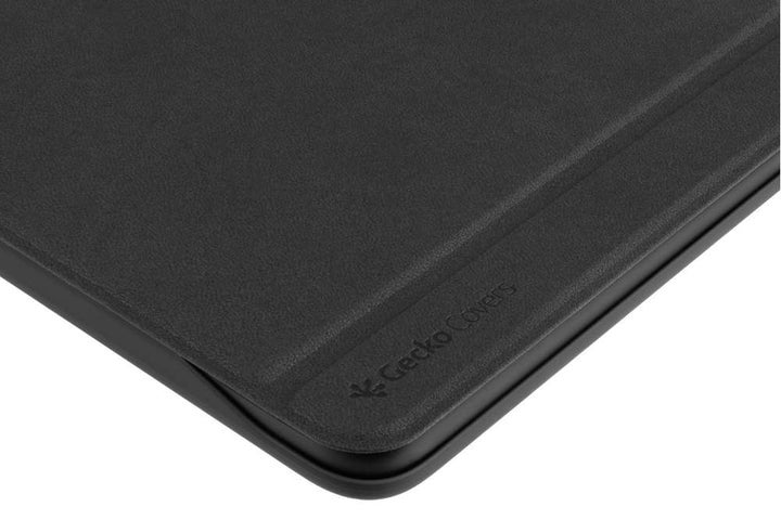 A black case with the Gecko Covers logo.