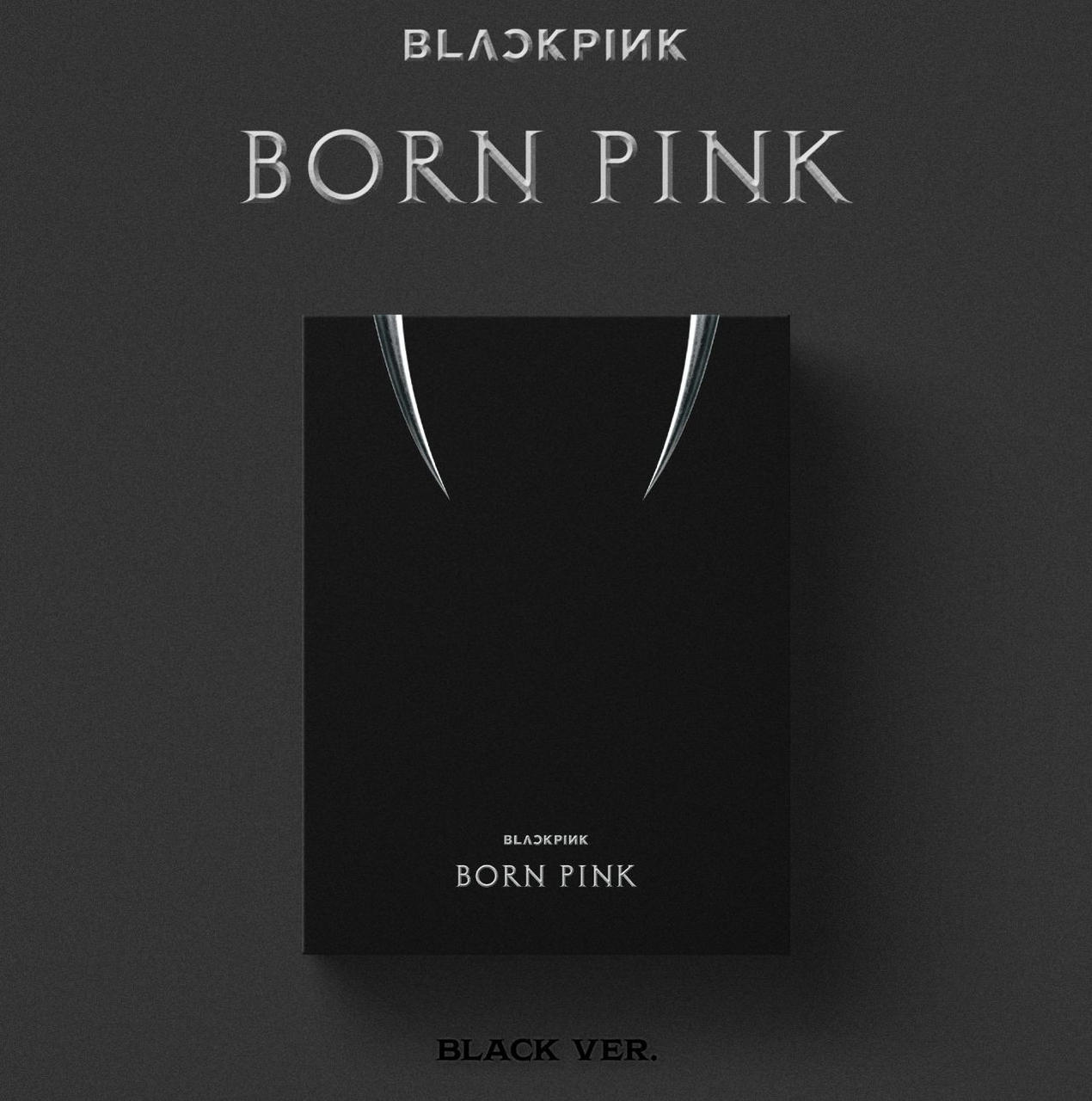 Schwarzes Albumcover mit den Worten 'BLACKPINK BORN PINK'. Das Cover ist schwarz.