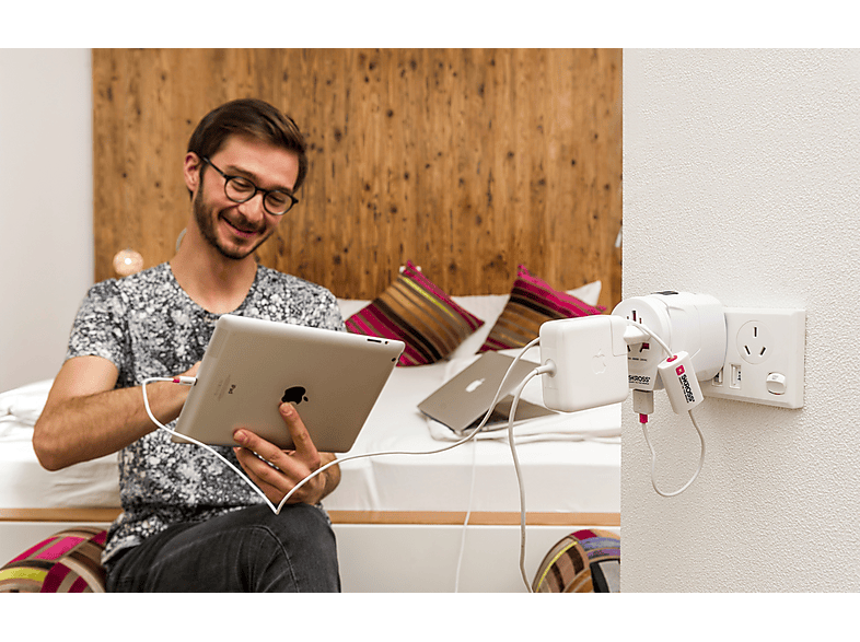 SKROSS Pro World & USB; Reiseadapter — Foto 3 von 3