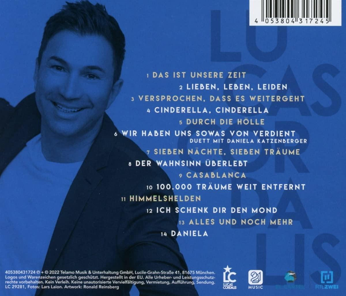 Die Rückseite eines CD-Covers mit Titellisten und einem lächelnden Mann.
