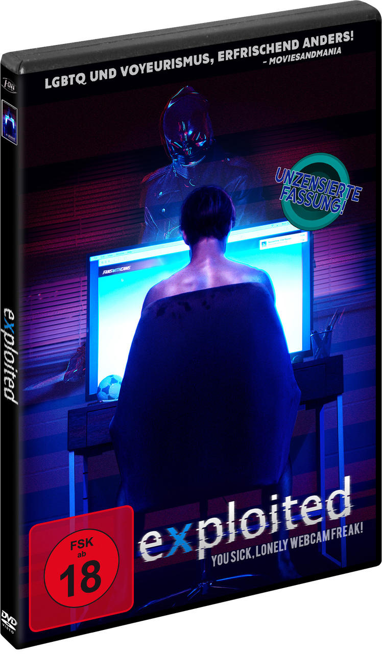 DVD-Cover mit einem Mann vor einem Bildschirm, ein anderer Mann im Dunkeln dahinter.