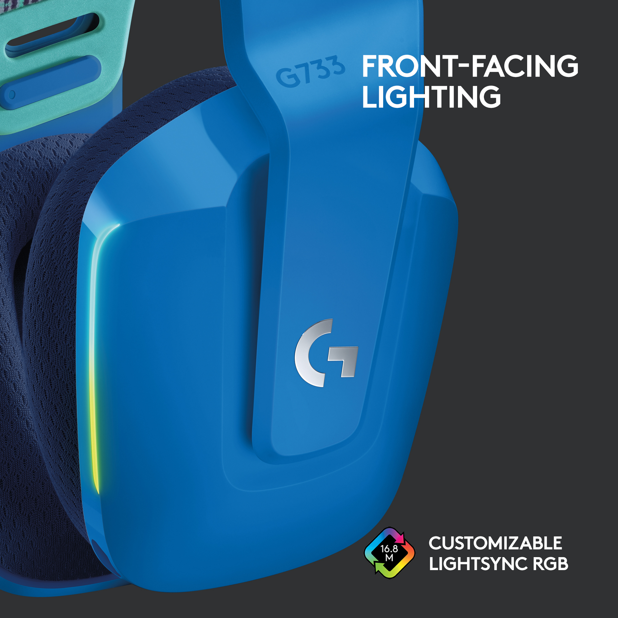 Casque bleu avec une lumière jaune. Le logo de la marque est visible.