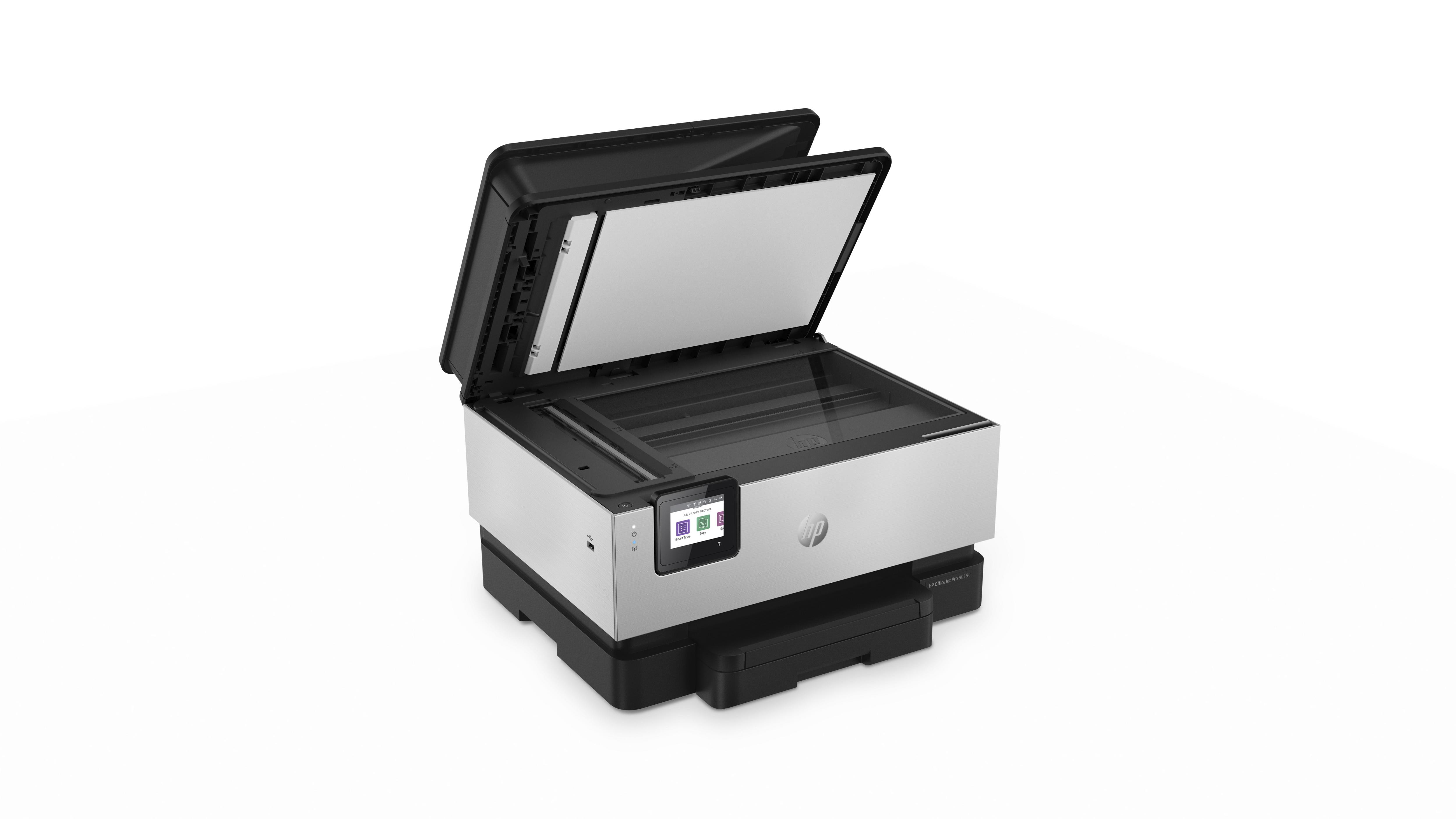 HP-Drucker, Scanner offen, weißer Hintergrund.