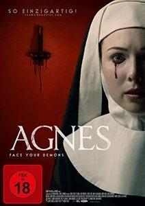Filmplakat 'Agnes', eine Nonne mit Tränen und Blut im Gesicht, roter Hintergrund.