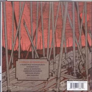 Albumcover mit braunem und rotem Farbschema. Zeigt Holzstäbe und Text. Hintergrund ist rot.