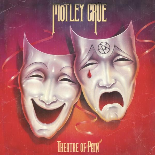 Album borító, Mötley Crüe, komédia és tragédia maszkok, piros háttér, szalagok.