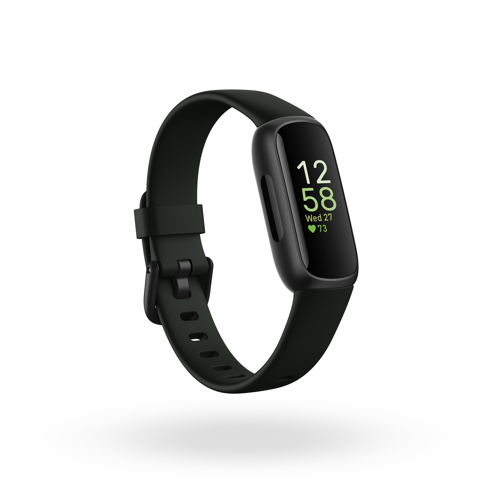 Eine schwarze FitBit-Uhr mit grüner Anzeige, die die Zeit und Herzfrequenz zeigt.
