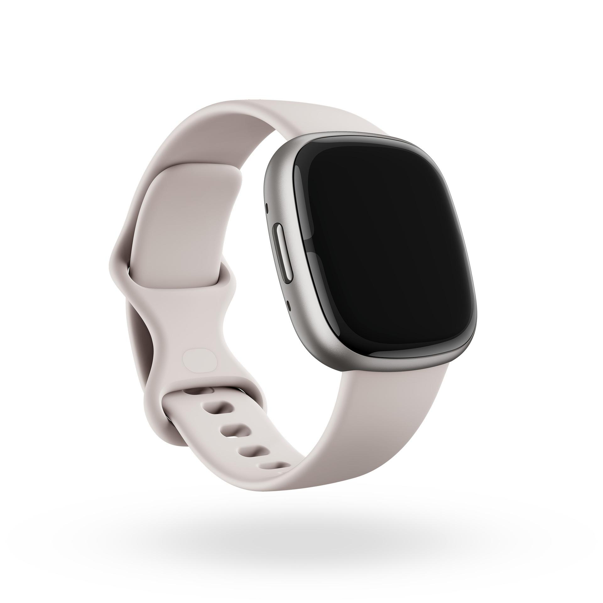 Eine hellrosa Smartwatch mit silbernem Gehäuse und passendem Armband, freigestellt auf weißem Grund.