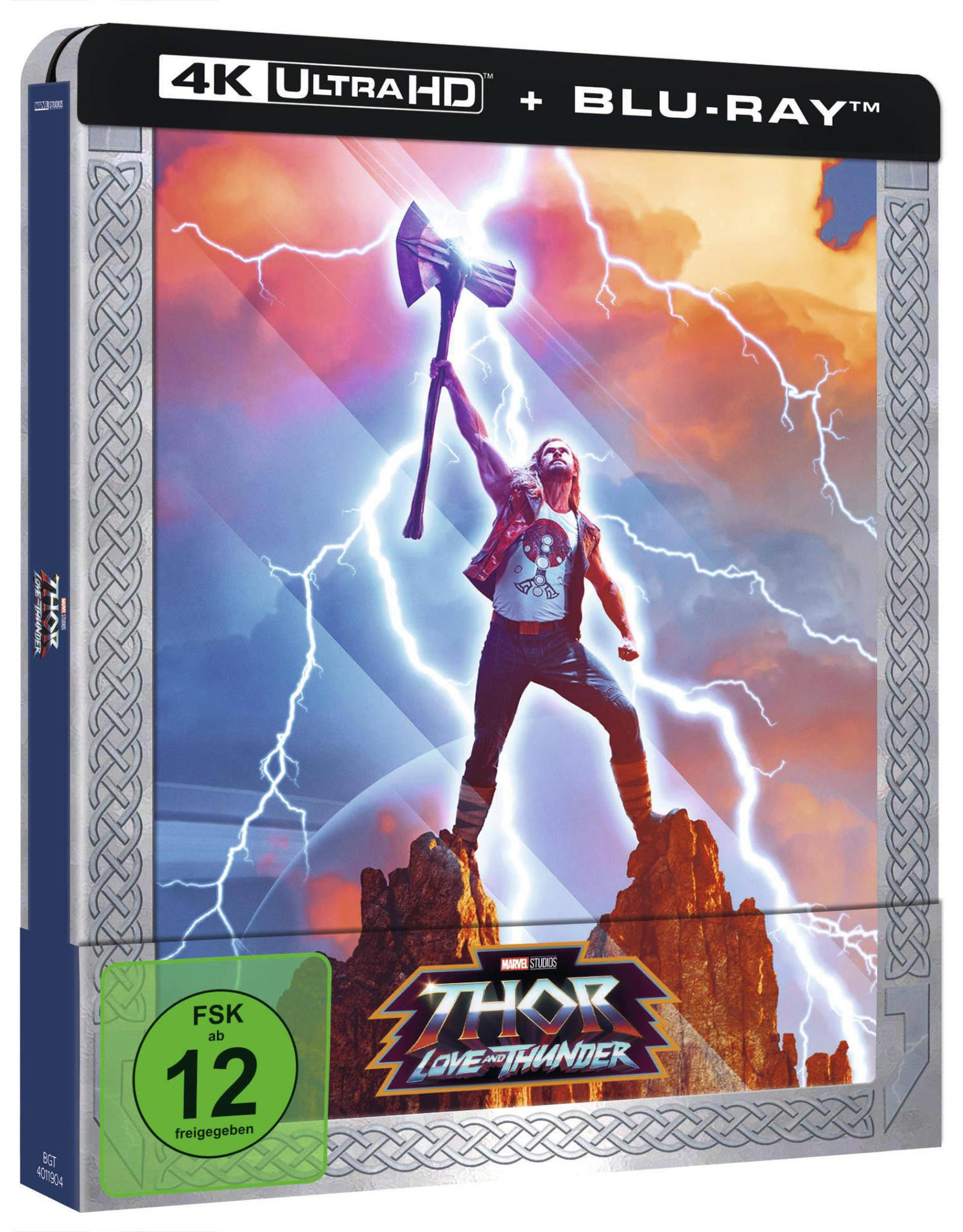 Blu-ray-Box von Thor: Love and Thunder, mit Thor, der eine Axt hält, Blitz im Hintergrund.