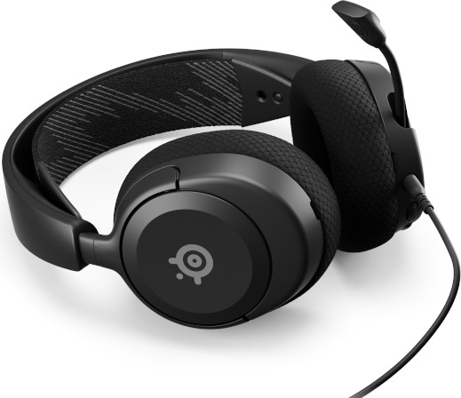 Casque de jeu noir avec microphone, sur une surface blanche.