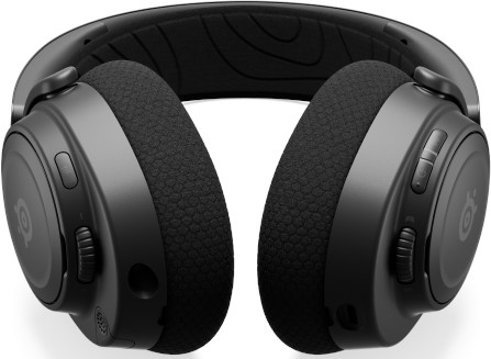 Casque noir avec boutons. Oreillettes et bandeau noirs. Fond blanc.